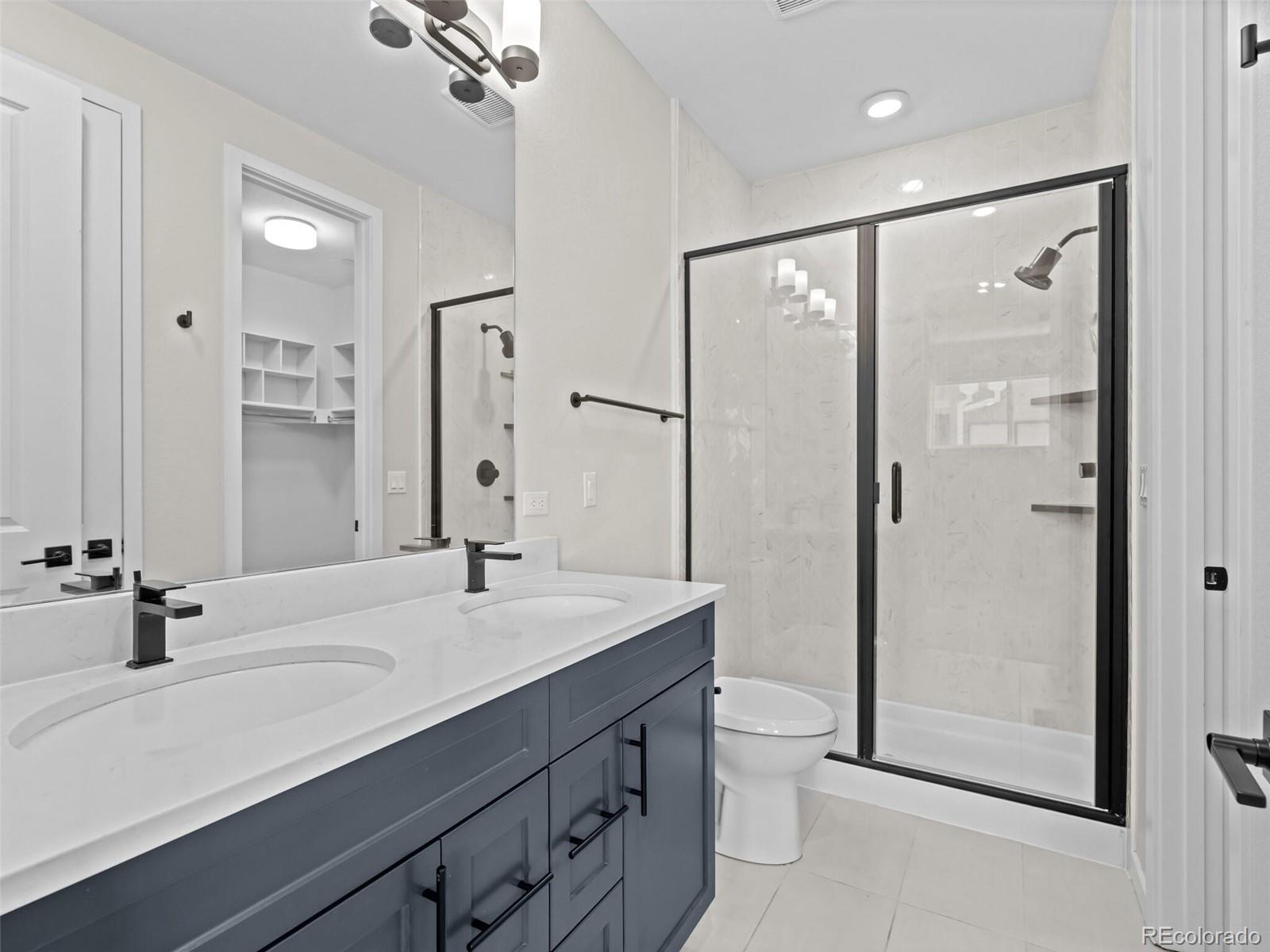 Lakewood, Colorado, 80214, United States, 3 Bedrooms Bedrooms, ,3 BathroomsBathrooms,Residential,For Sale,1866622