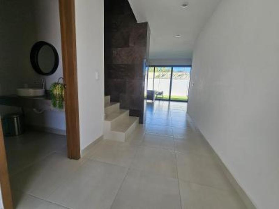 Torreón, Coahuila de Zaragoza, 27023, Mexico, 3 Bedrooms Bedrooms, ,3 BathroomsBathrooms,Residential,For Sale,2003314