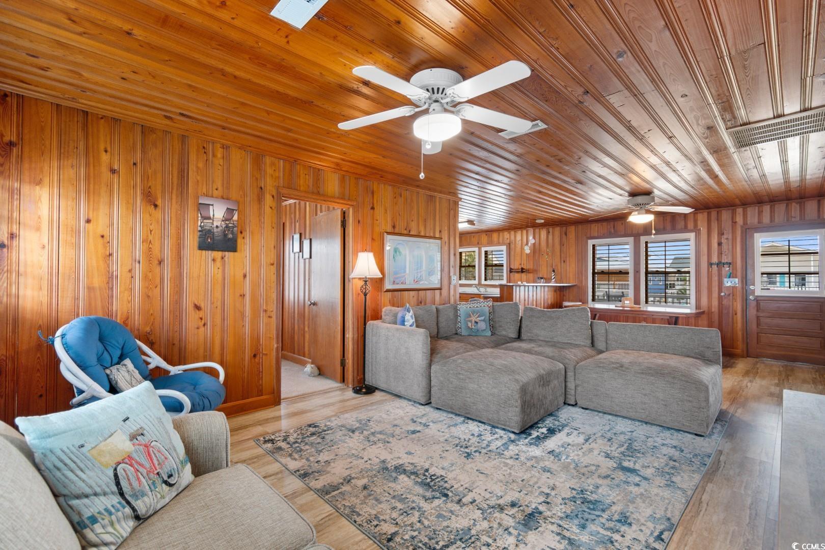 North Myrtle Beach, South Carolina, 29582, United States, 3 Bedrooms Bedrooms, ,3 BathroomsBathrooms,Residential,For Sale,1987110