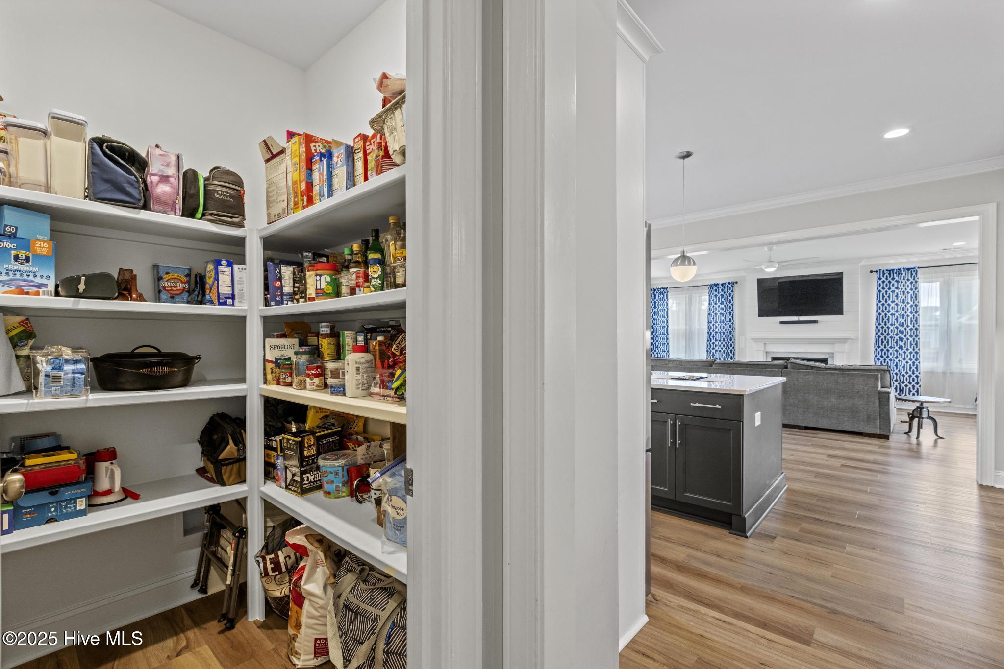 Peletier, North Carolina, 28584, United States, 4 Bedrooms Bedrooms, ,3 BathroomsBathrooms,Residential,For Sale,1976266