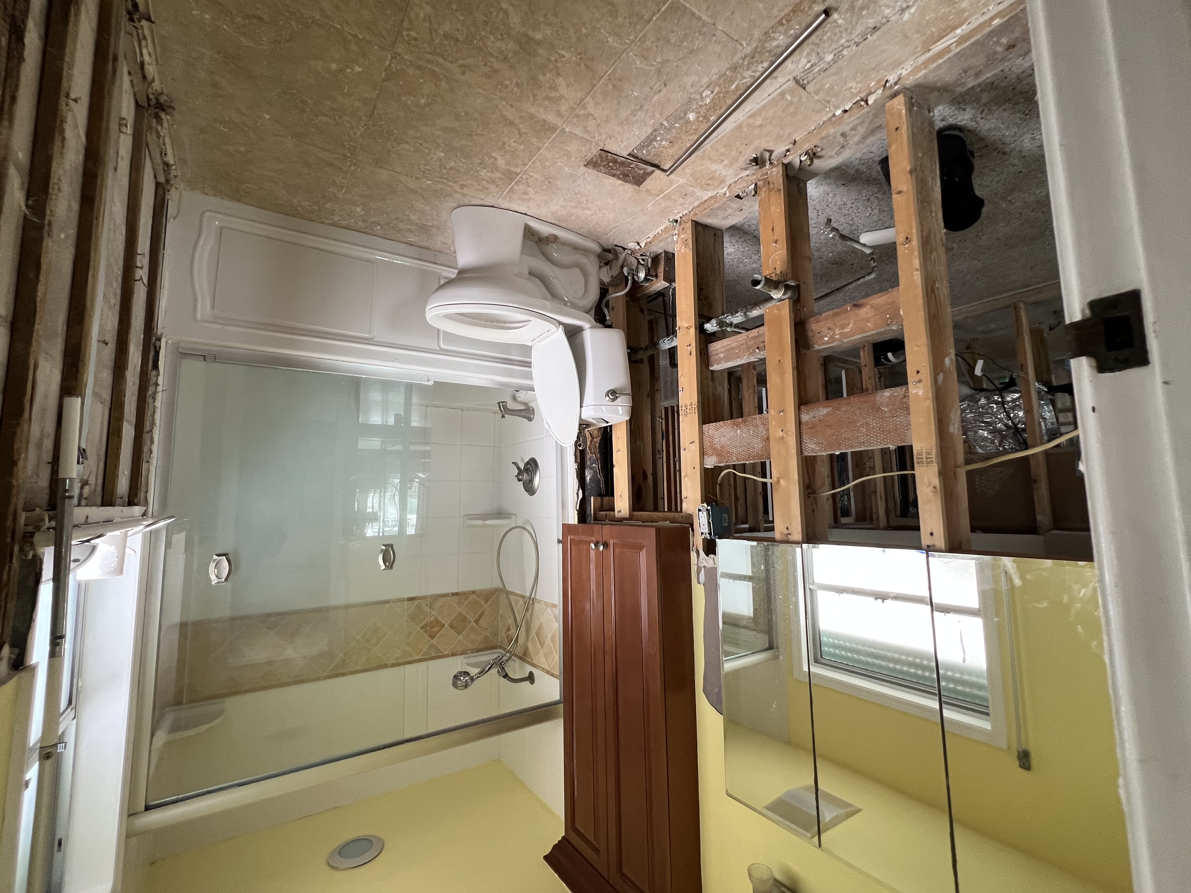 Treasure Island, Florida, 33706, United States, 3 Bedrooms Bedrooms, ,2 BathroomsBathrooms,Residential,For Sale,1985726