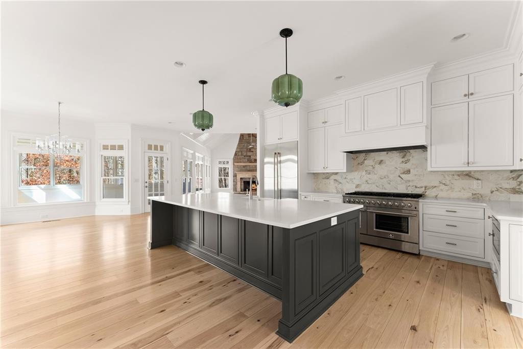 Dawsonville, Georgia, 30534, United States, 6 Bedrooms Bedrooms, ,8 BathroomsBathrooms,Residential,For Sale,1977864