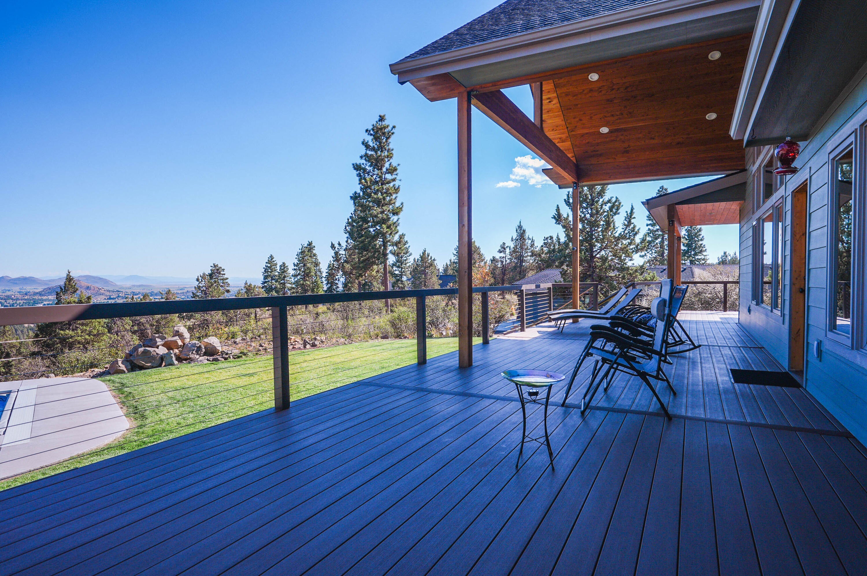 Klamath Falls, Oregon, 97601, United States, 3 Bedrooms Bedrooms, ,4 BathroomsBathrooms,Residential,For Sale,1940970