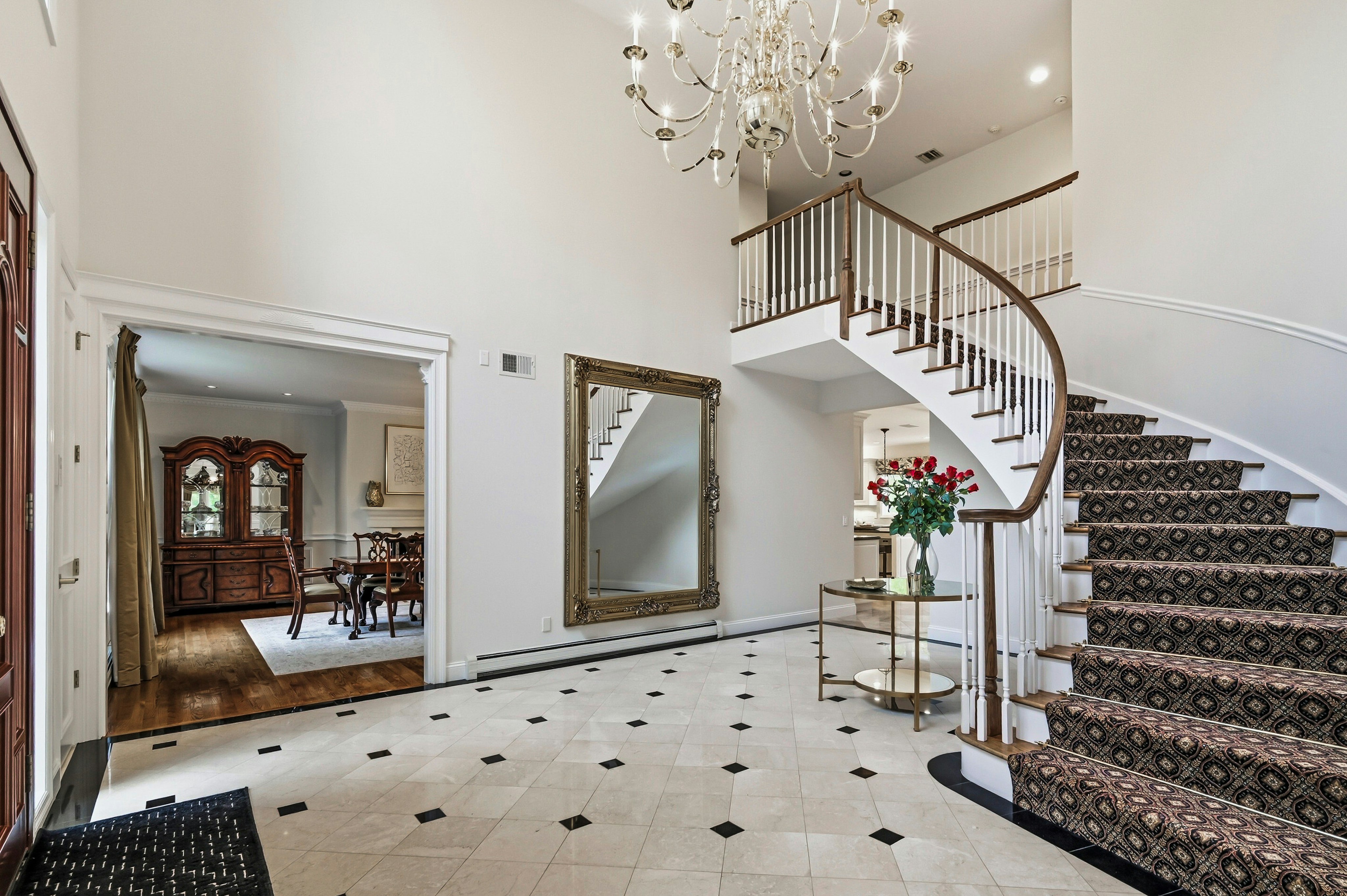  5 Westwood Court, Glen Head, NY, 11545 - 物件實景