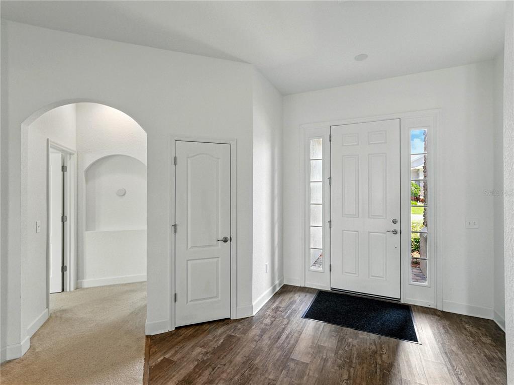 Lakeland, Florida, 33813, United States, 4 Bedrooms Bedrooms, ,3 BathroomsBathrooms,Residential,For Sale,1829235