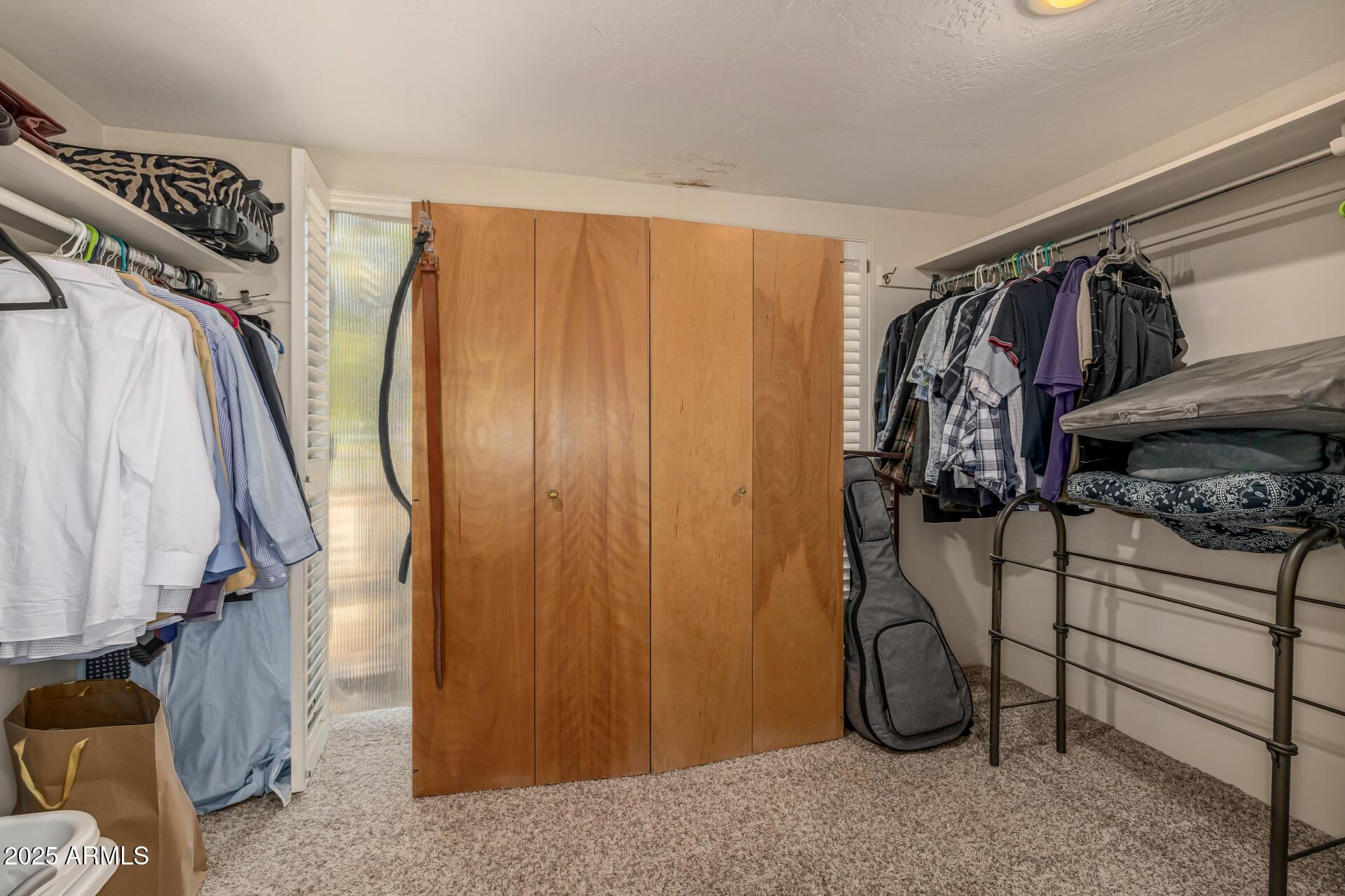 Paradise Valley, Arizona, 85253, United States, 4 Bedrooms Bedrooms, ,8 BathroomsBathrooms,Residential,For Sale,1914345