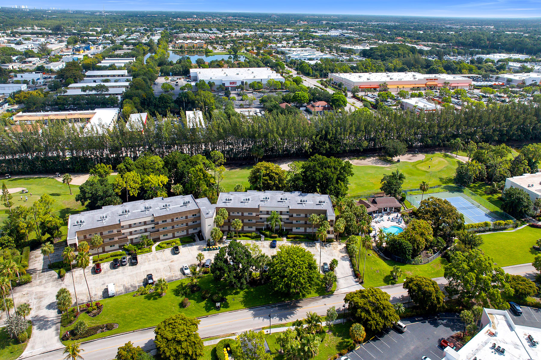  FOREST LAKES GOLF AND TENNIS CLUB - 物件實景