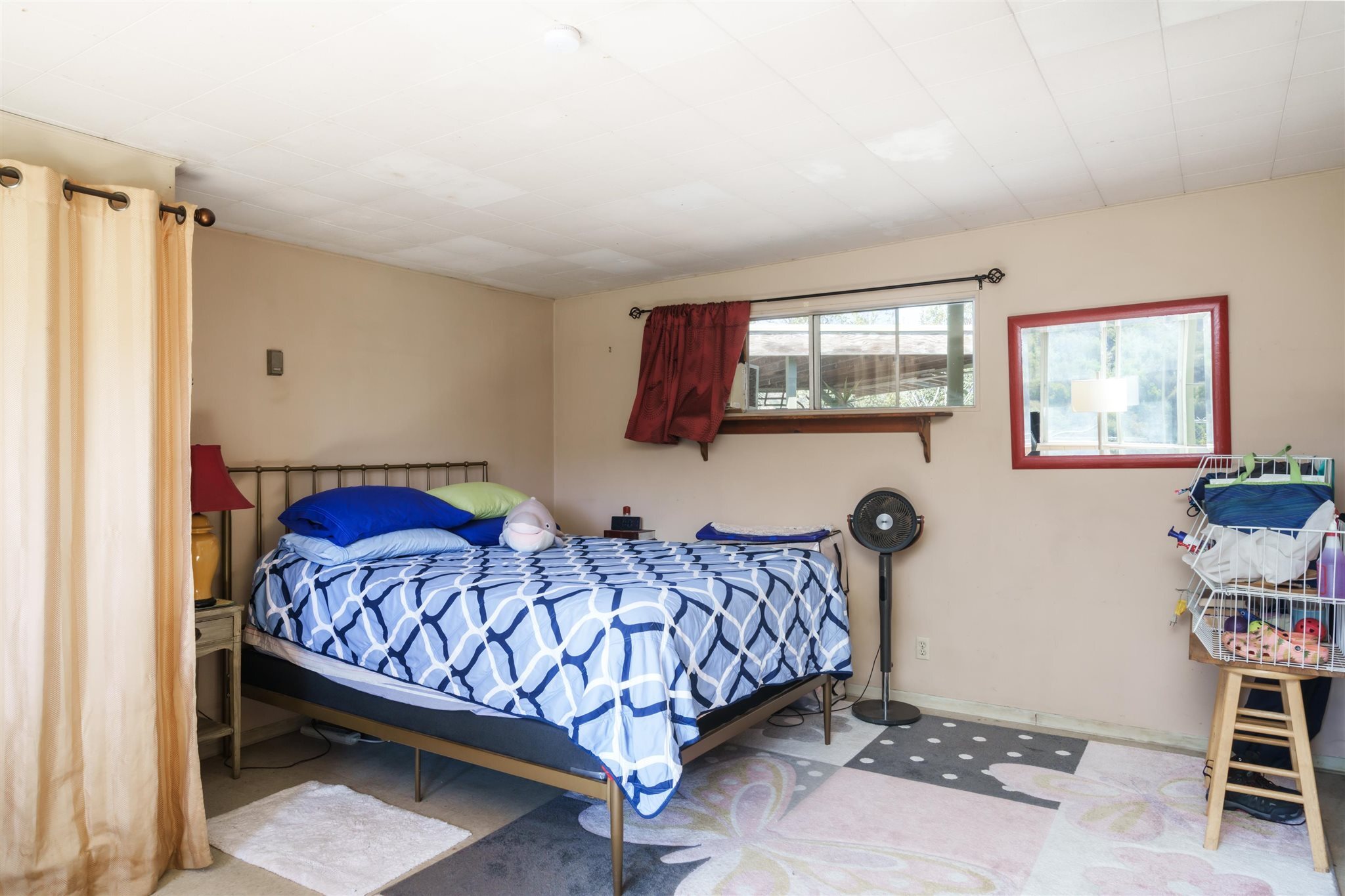  2885 Edgewick Road - 物件實景
