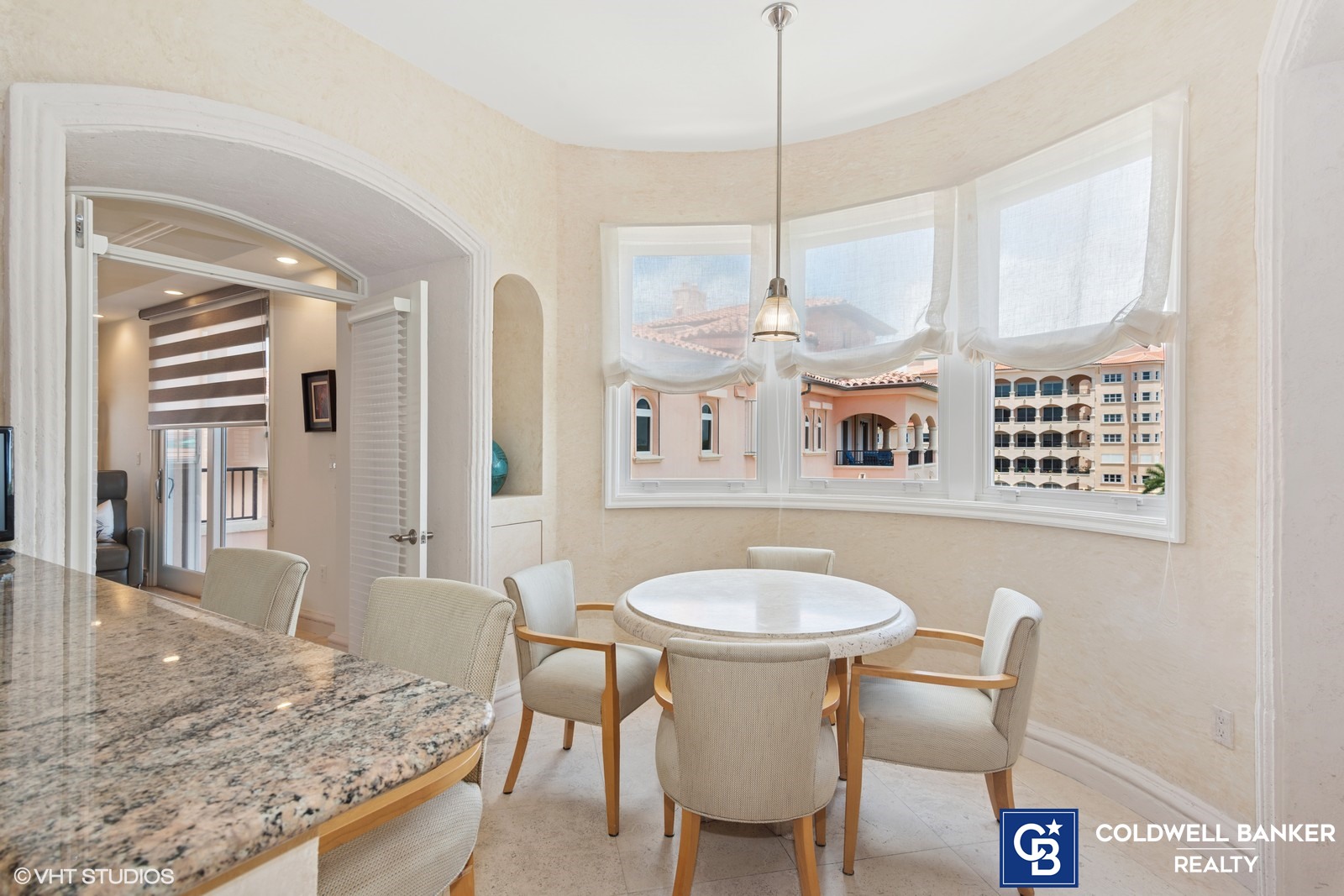 Coral Gables, Florida, 33158, United States, 3 Bedrooms Bedrooms, ,4 BathroomsBathrooms,Residential,For Sale,1795560