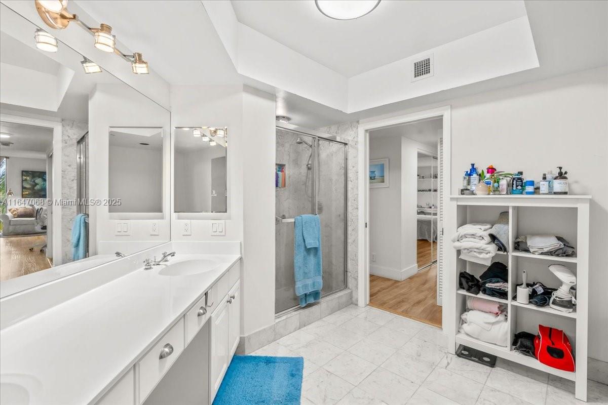 3598 Yacht Club Dr Unit 302, Aventura, Florida, 33180, United States, 3 Bedrooms Bedrooms, ,2 BathroomsBathrooms,Residential,For Sale,3598 Yacht Club Dr Unit 302,1622452