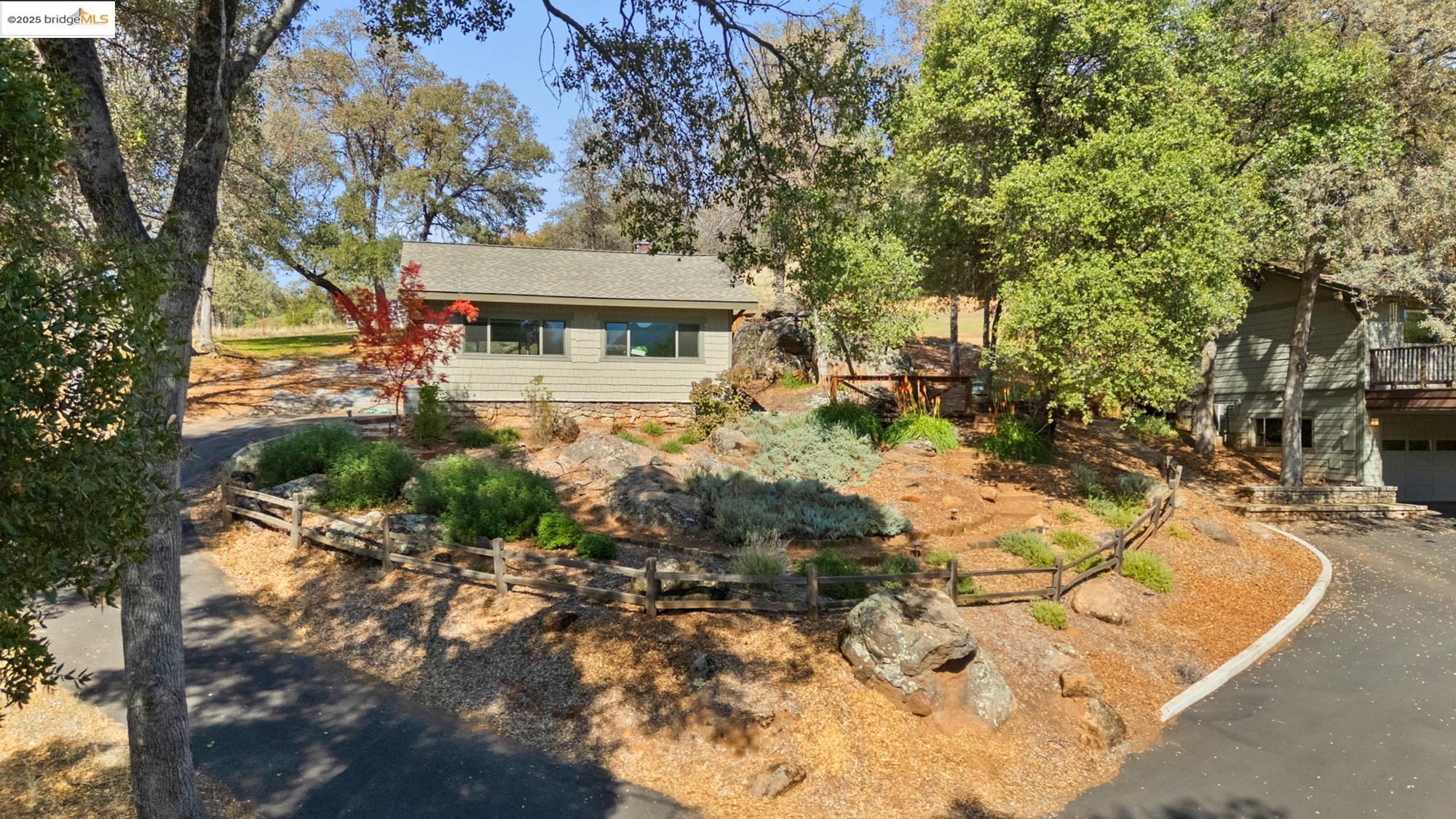 Sonora, California, 95370, United States, 4 Bedrooms Bedrooms, ,4 BathroomsBathrooms,Residential,For Sale,1987424