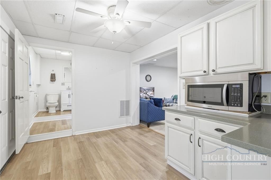 Banner Elk, North Carolina, 28604, United States, 4 Bedrooms Bedrooms, ,5 BathroomsBathrooms,Residential,For Sale,2020475