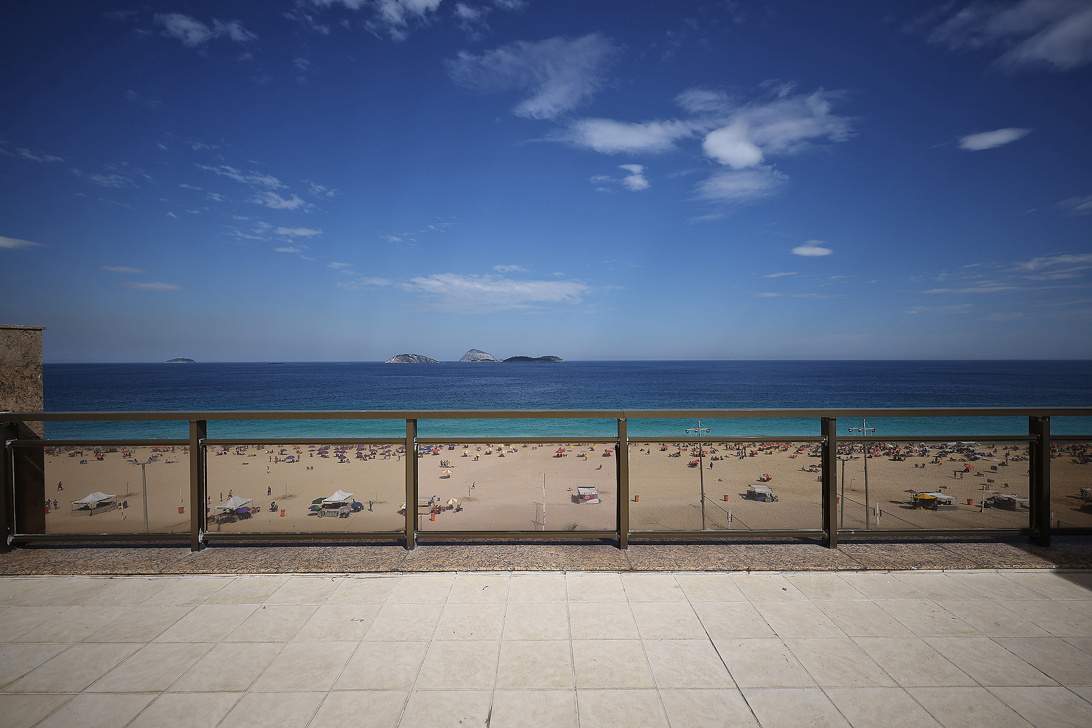  Apartment with direct ocean views in a building with amenities - 物件實景