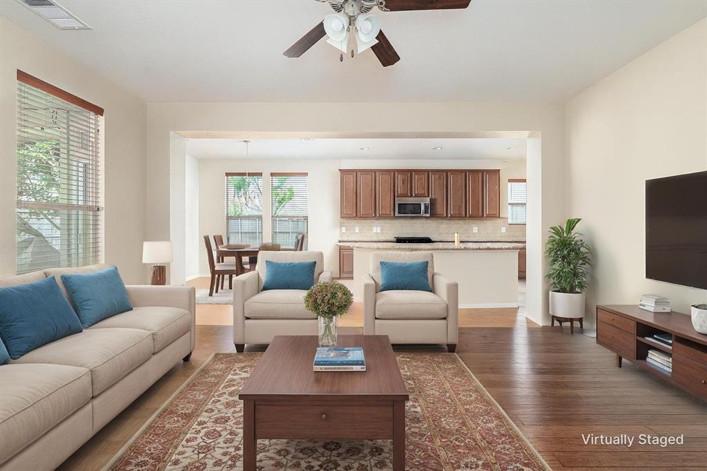 McKinney, Texas, 75072, United States, 4 Bedrooms Bedrooms, ,3 BathroomsBathrooms,Residential,For Sale,1839910