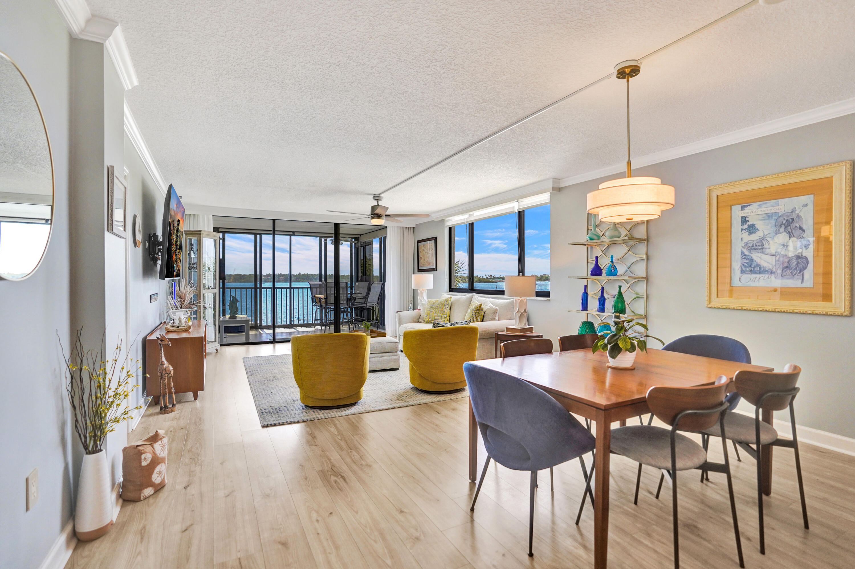 Boynton Beach, Florida, 33435, United States, 2 Bedrooms Bedrooms, ,2 BathroomsBathrooms,Residential,For Sale,1849946