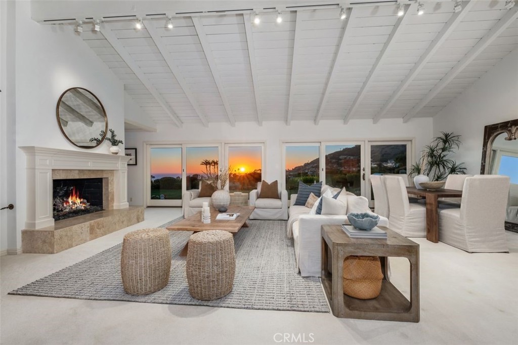 Dana Point, California, 92629, United States, 4 Bedrooms Bedrooms, ,3 BathroomsBathrooms,Residential,For Sale,1926259