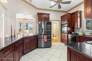 Lake Waccamaw, North Carolina, 28450, United States, 3 Bedrooms Bedrooms, ,3 BathroomsBathrooms,Residential,For Sale,1939053