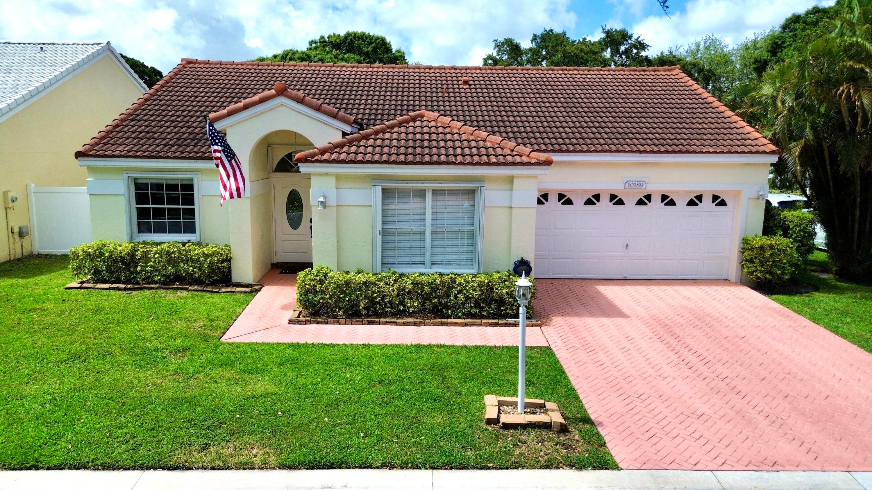 Palm Beach Gardens, Florida, 33410, United States, 3 Bedrooms Bedrooms, ,2 BathroomsBathrooms,Residential,For Sale,2048239