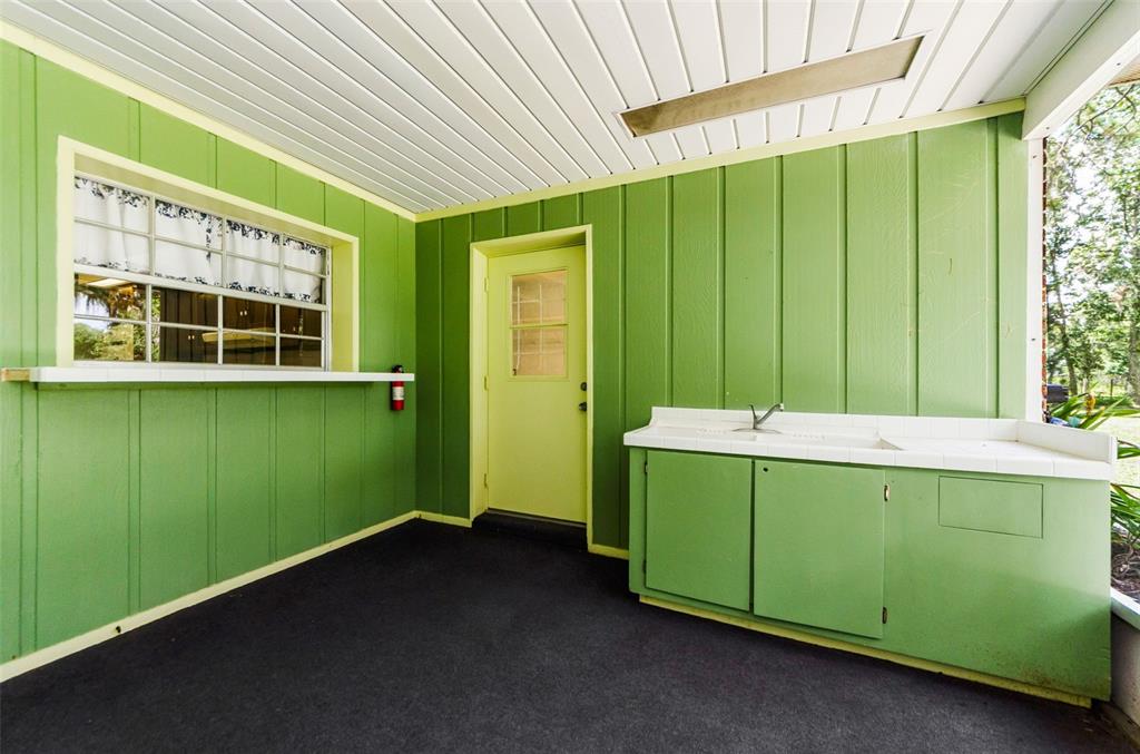 Plant City, Florida, 33566, United States, 3 Bedrooms Bedrooms, ,2 BathroomsBathrooms,Residential,For Sale,1932483