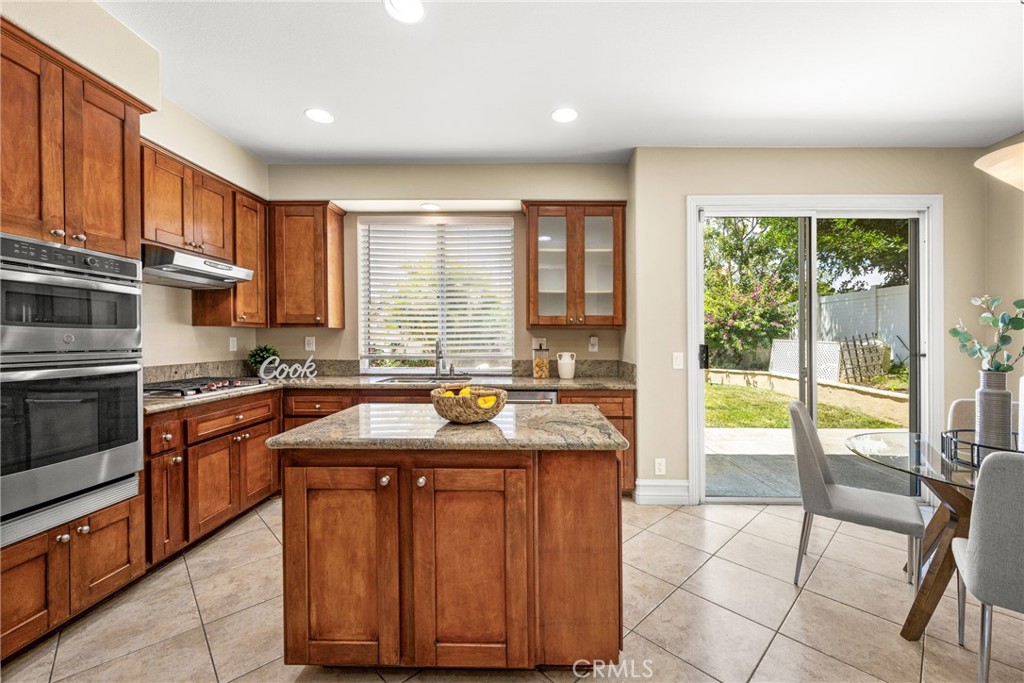 Lake Forest, California, 92610, United States, 5 Bedrooms Bedrooms, ,3 BathroomsBathrooms,Residential,For Sale,1903296