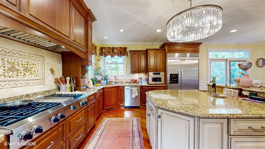 Lakewood, Illinois, 60014, United States, 5 Bedrooms Bedrooms, ,5 BathroomsBathrooms,Residential,For Sale,1980516