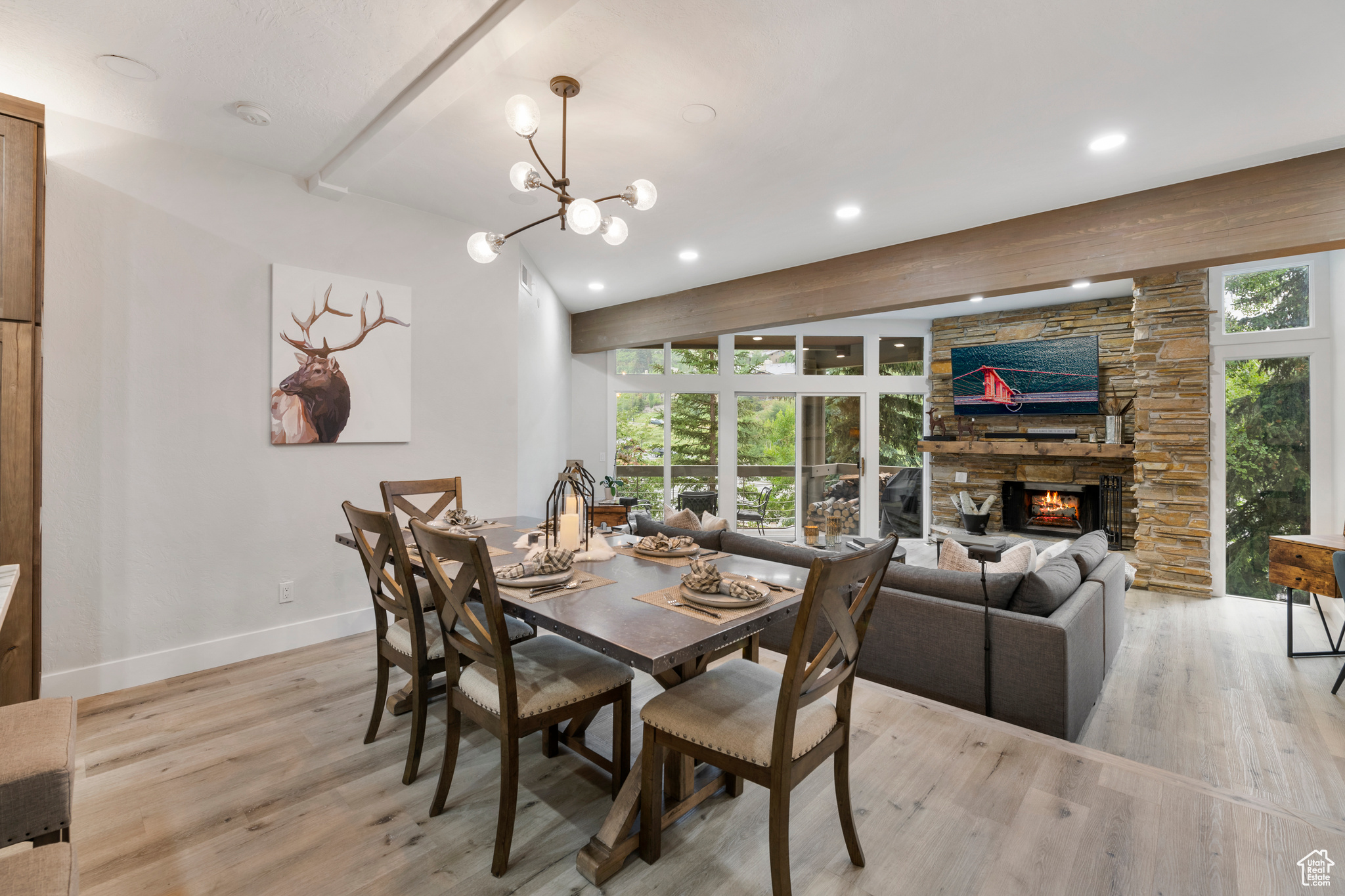 Park City, Utah, 84060, United States, 2 Bedrooms Bedrooms, ,3 BathroomsBathrooms,Residential,For Sale,1900952