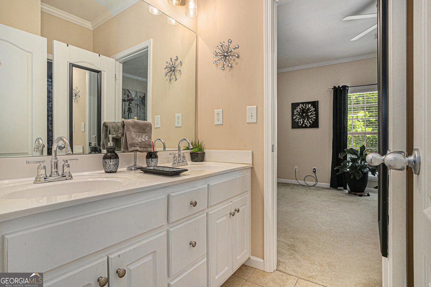 Conyers, Georgia, 30094, United States, 6 Bedrooms Bedrooms, ,5 BathroomsBathrooms,Residential,For Sale,1922557