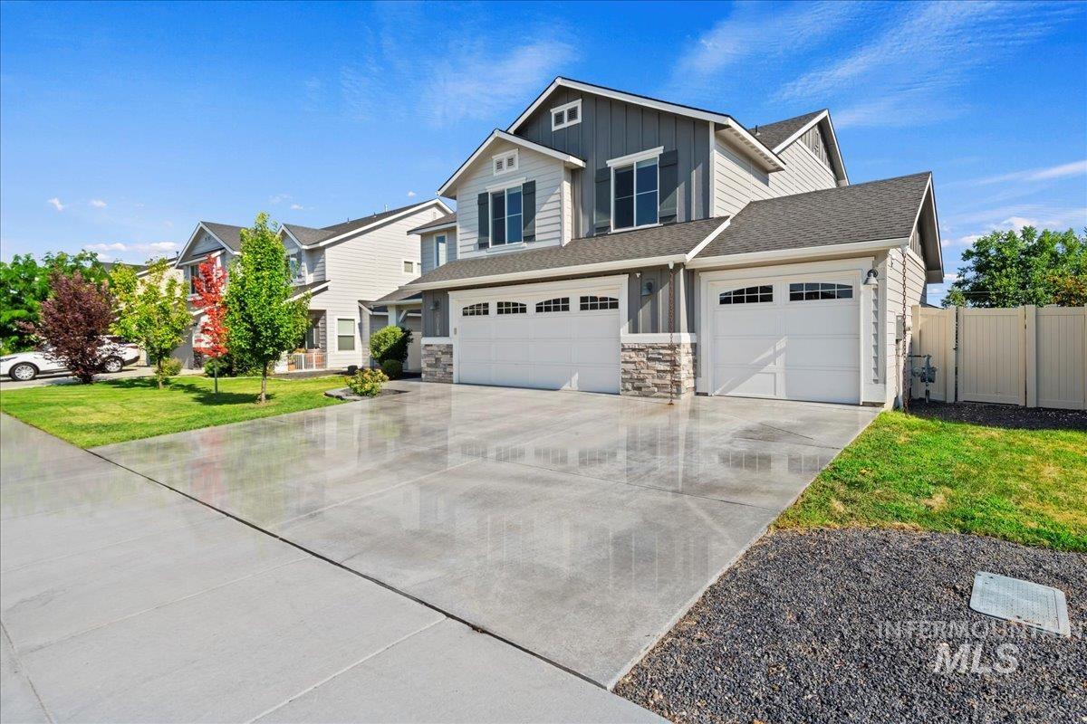 Meridian, Idaho, 83646, United States, 4 Bedrooms Bedrooms, ,3 BathroomsBathrooms,Residential,For Sale,1906214