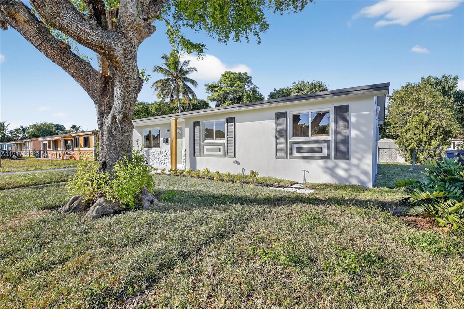 Miami Gardens, Florida, 33056, United States, 3 Bedrooms Bedrooms, ,2 BathroomsBathrooms,Residential,For Sale,1995536