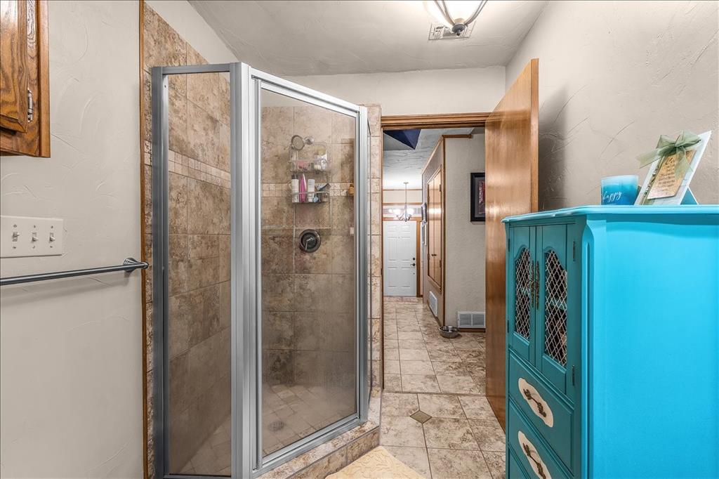 Willow Park, Texas, 76087, United States, 4 Bedrooms Bedrooms, ,3 BathroomsBathrooms,Residential,For Sale,2039838
