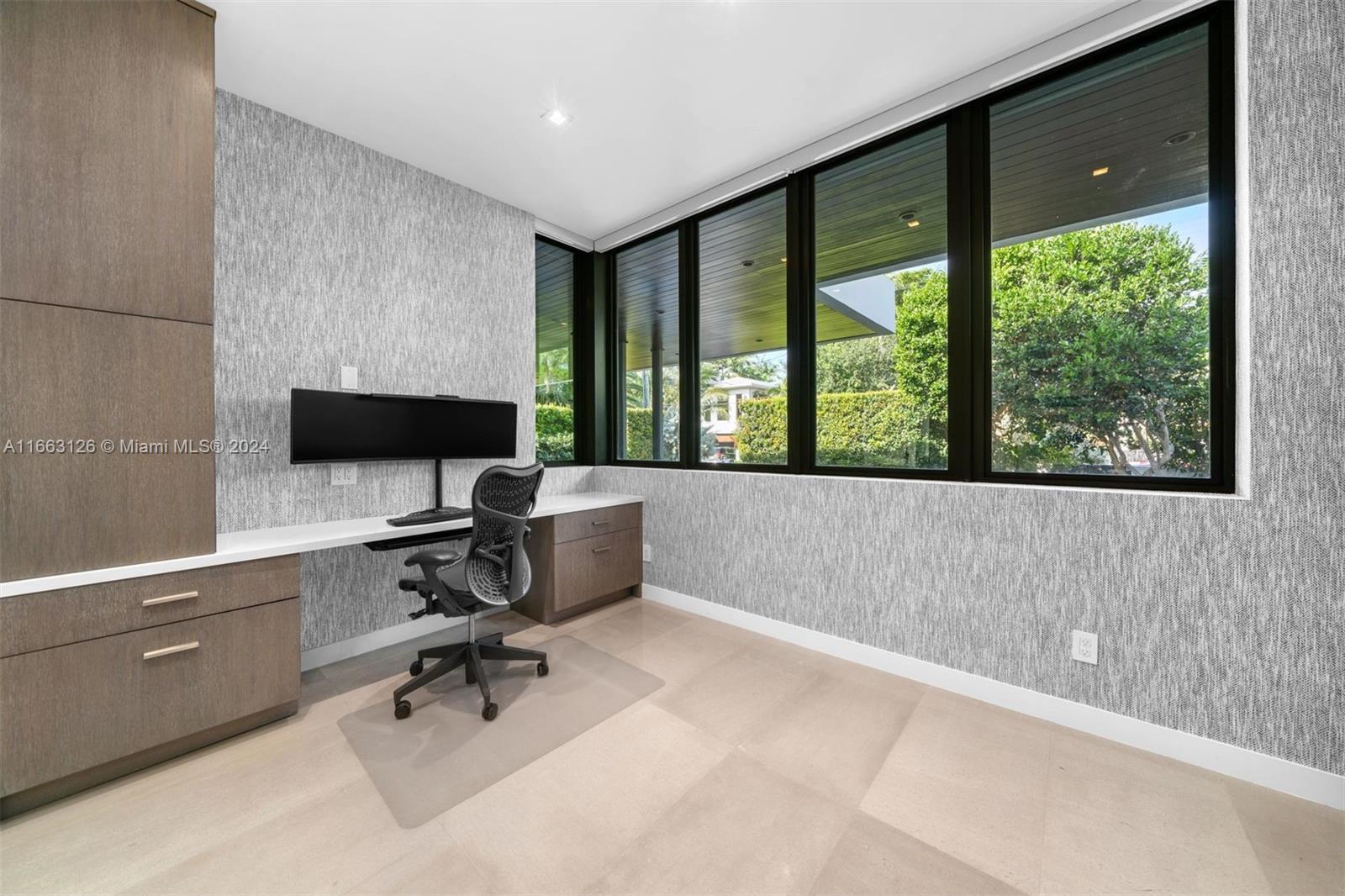 5327 N Bay Rd, Miami Beach, Florida, 33140, United States, 5 Bedrooms Bedrooms, ,7 BathroomsBathrooms,Residential,For Sale,5327 N Bay Rd,1616674