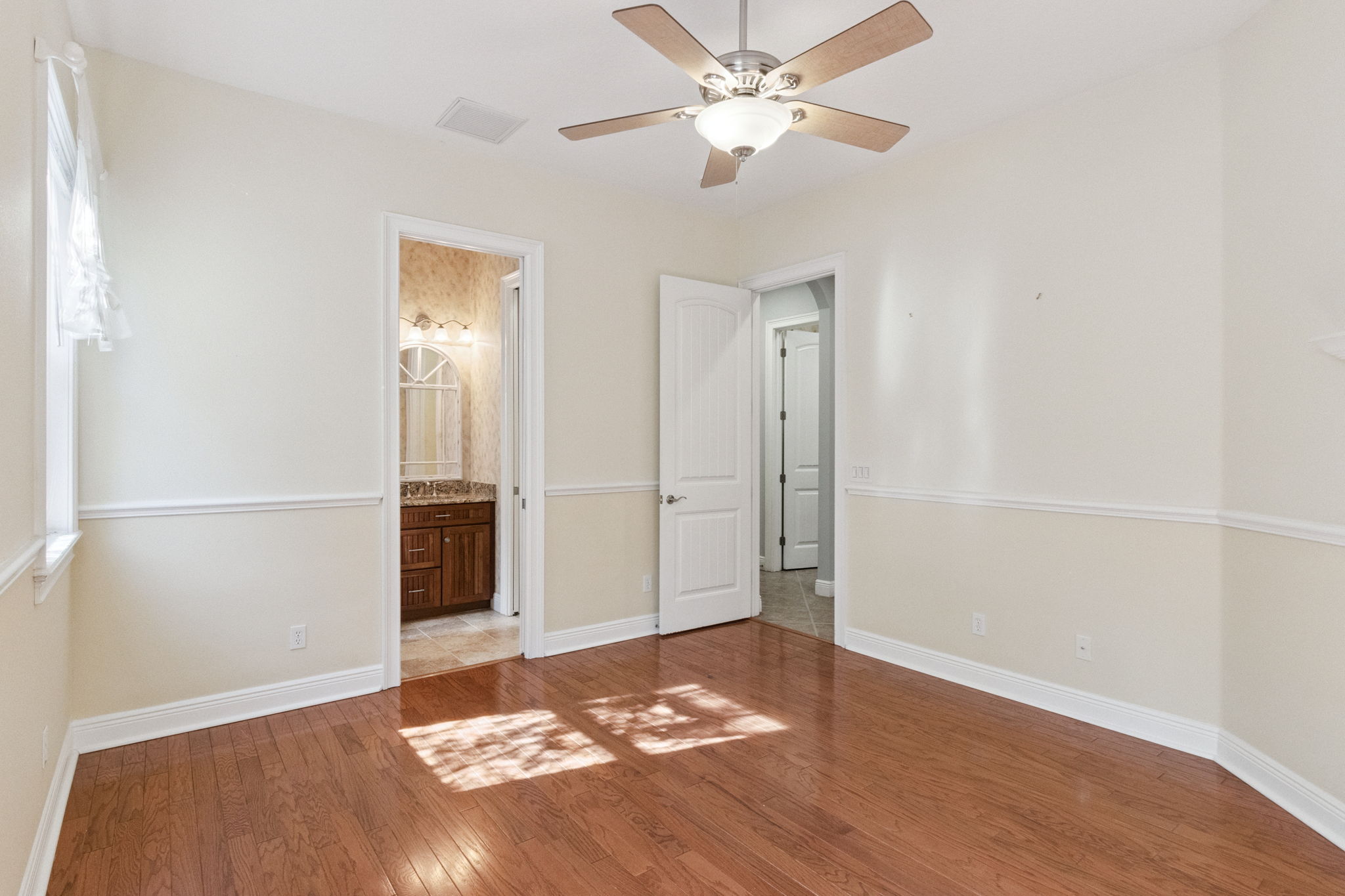 Plant City, Florida, 33565, United States, 4 Bedrooms Bedrooms, ,3 BathroomsBathrooms,Residential,For Sale,2005907