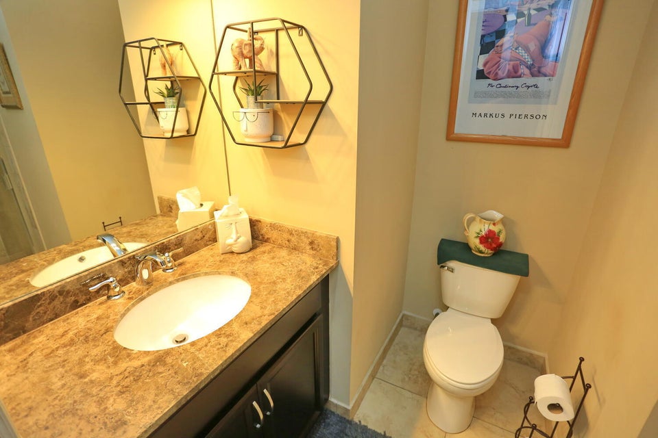 Delray Beach, Florida, 33484, United States, 4 Bedrooms Bedrooms, ,3 BathroomsBathrooms,Residential,For Sale,1943526