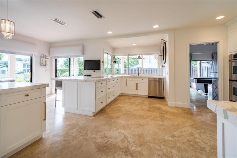 Plantation, Florida, 33324, United States, 4 Bedrooms Bedrooms, ,3 BathroomsBathrooms,Residential,For Sale,1987783