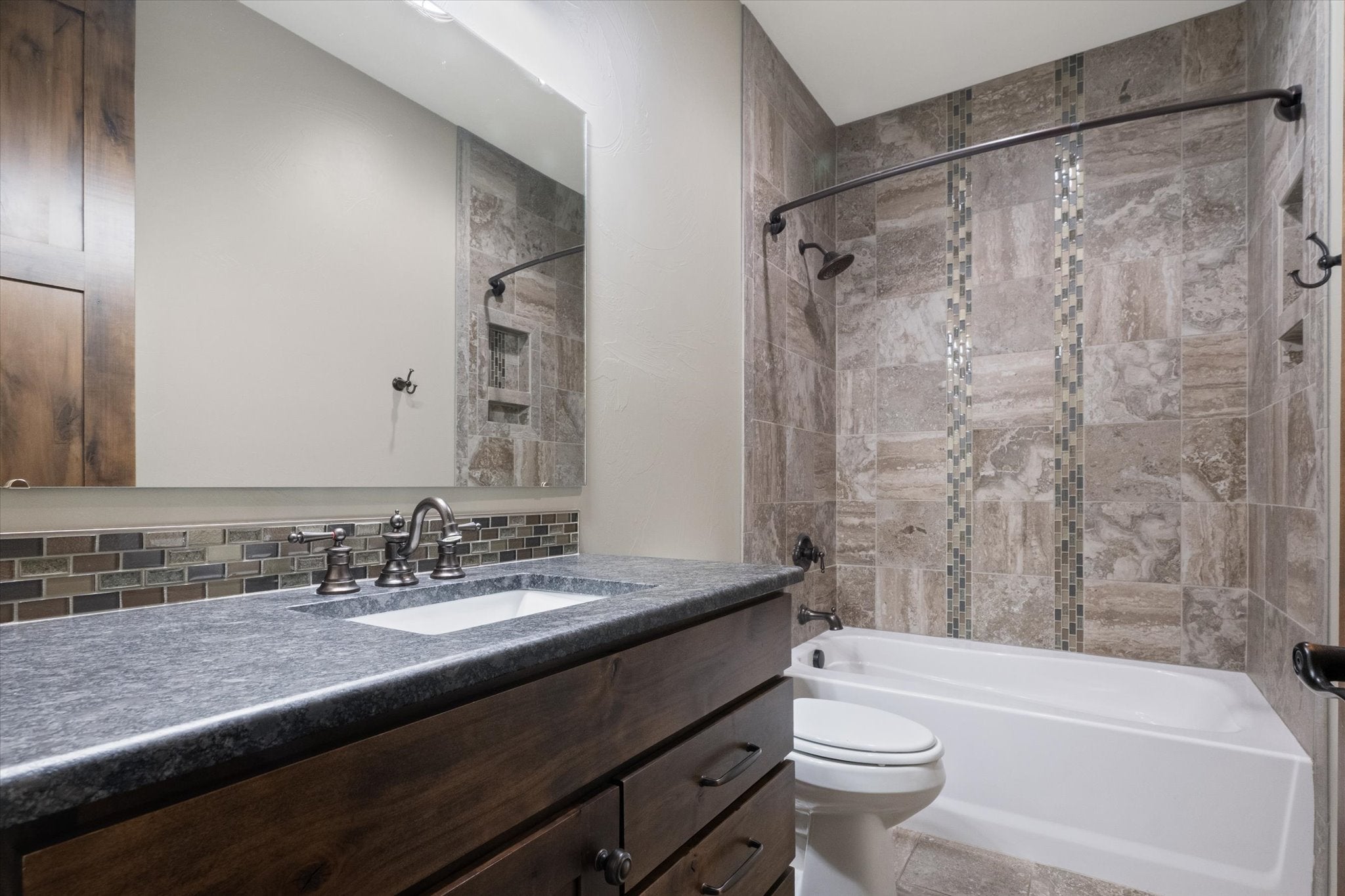 Clancy, Montana, 59634, United States, 4 Bedrooms Bedrooms, ,5 BathroomsBathrooms,Residential,For Sale,1991363