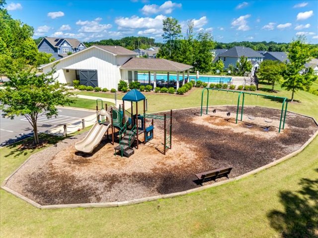 Belmont, South Carolina, 28012, United States, 3 Bedrooms Bedrooms, ,3 BathroomsBathrooms,Residential,For Sale,1870259