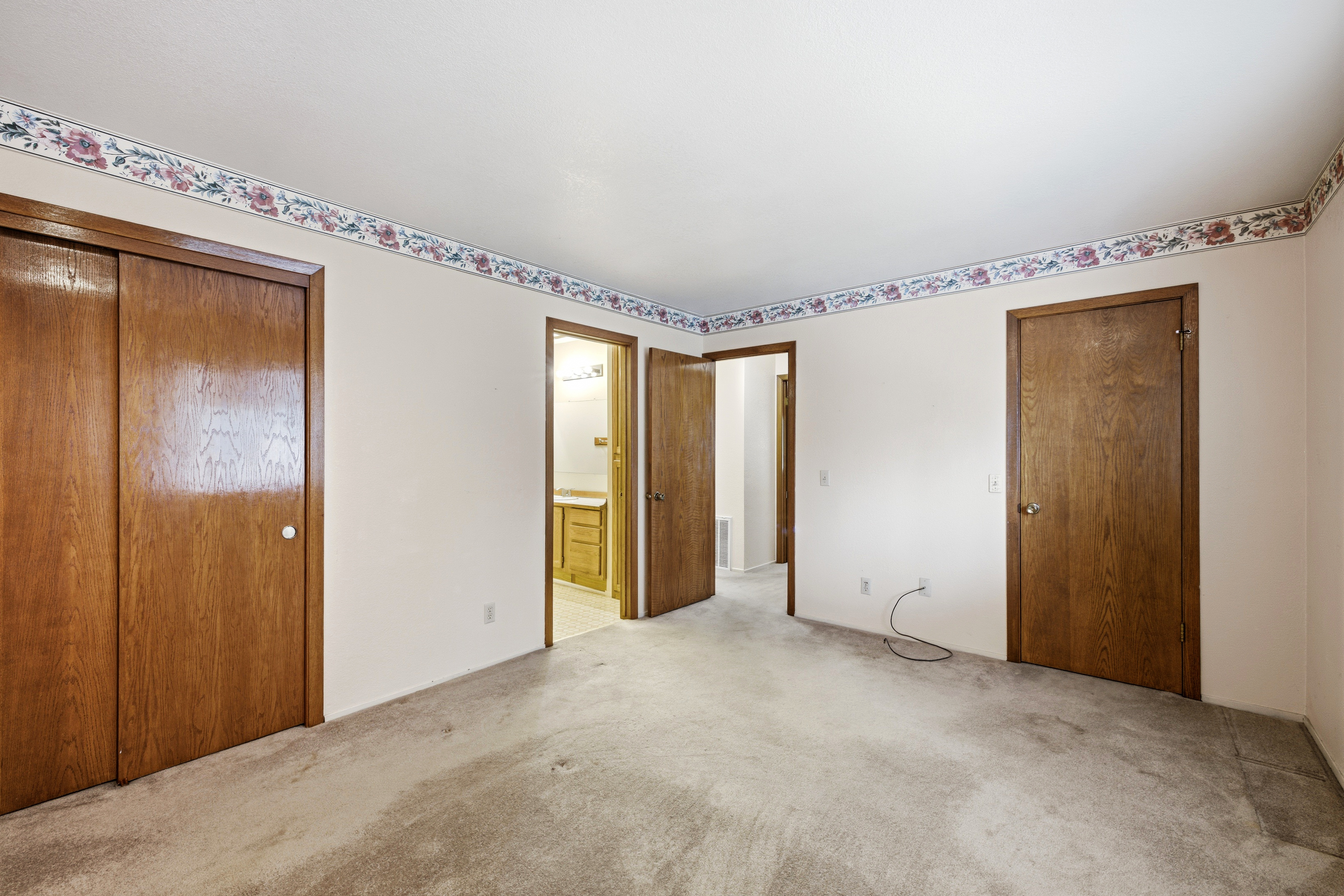  5648 Vacation Boulevard, Somerset, CA 95684 - 物件實景