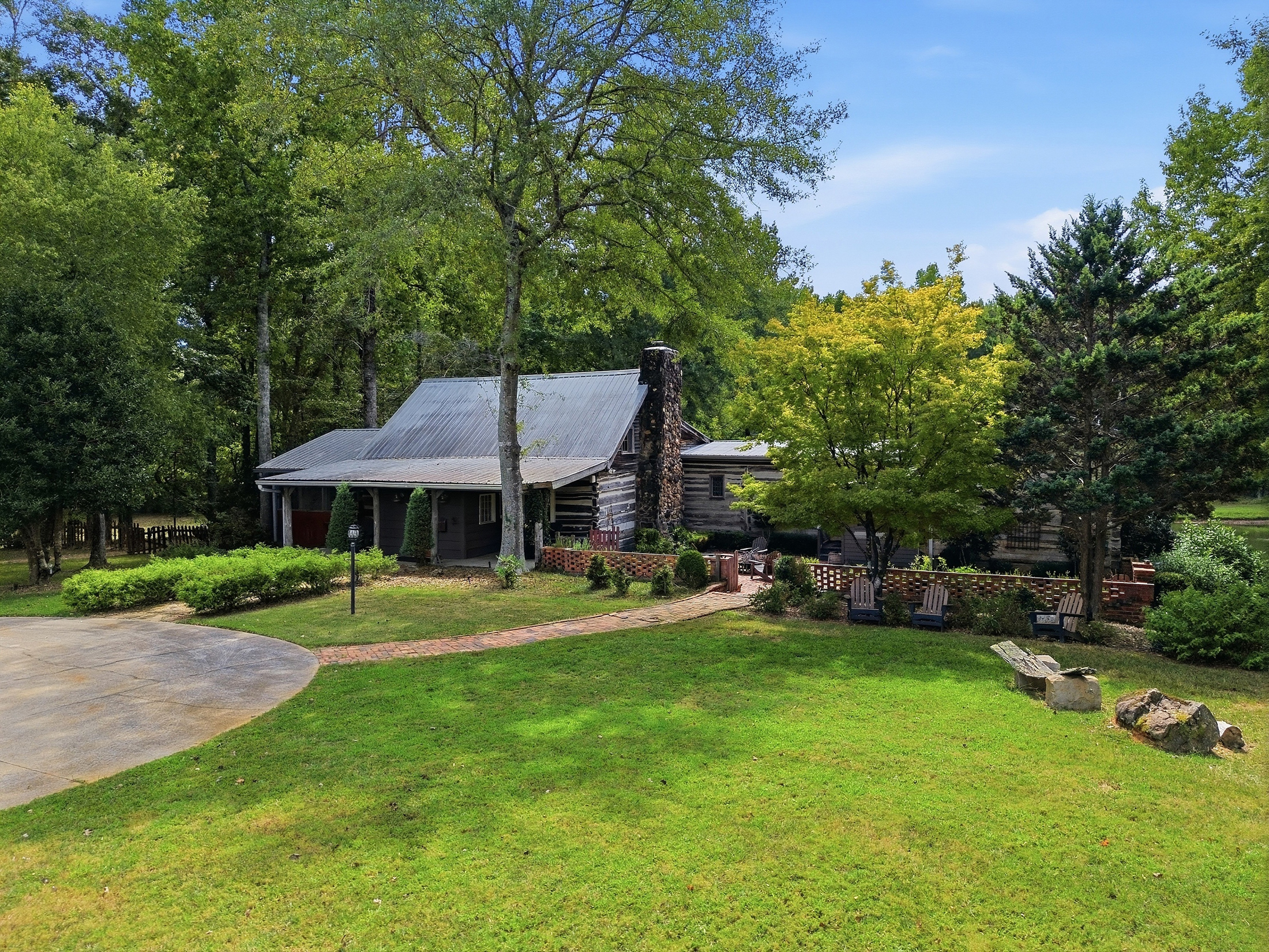  Exquisite 77.5 +/- Acre Private Retreat With Modern Rustic Elegance - 物件實景