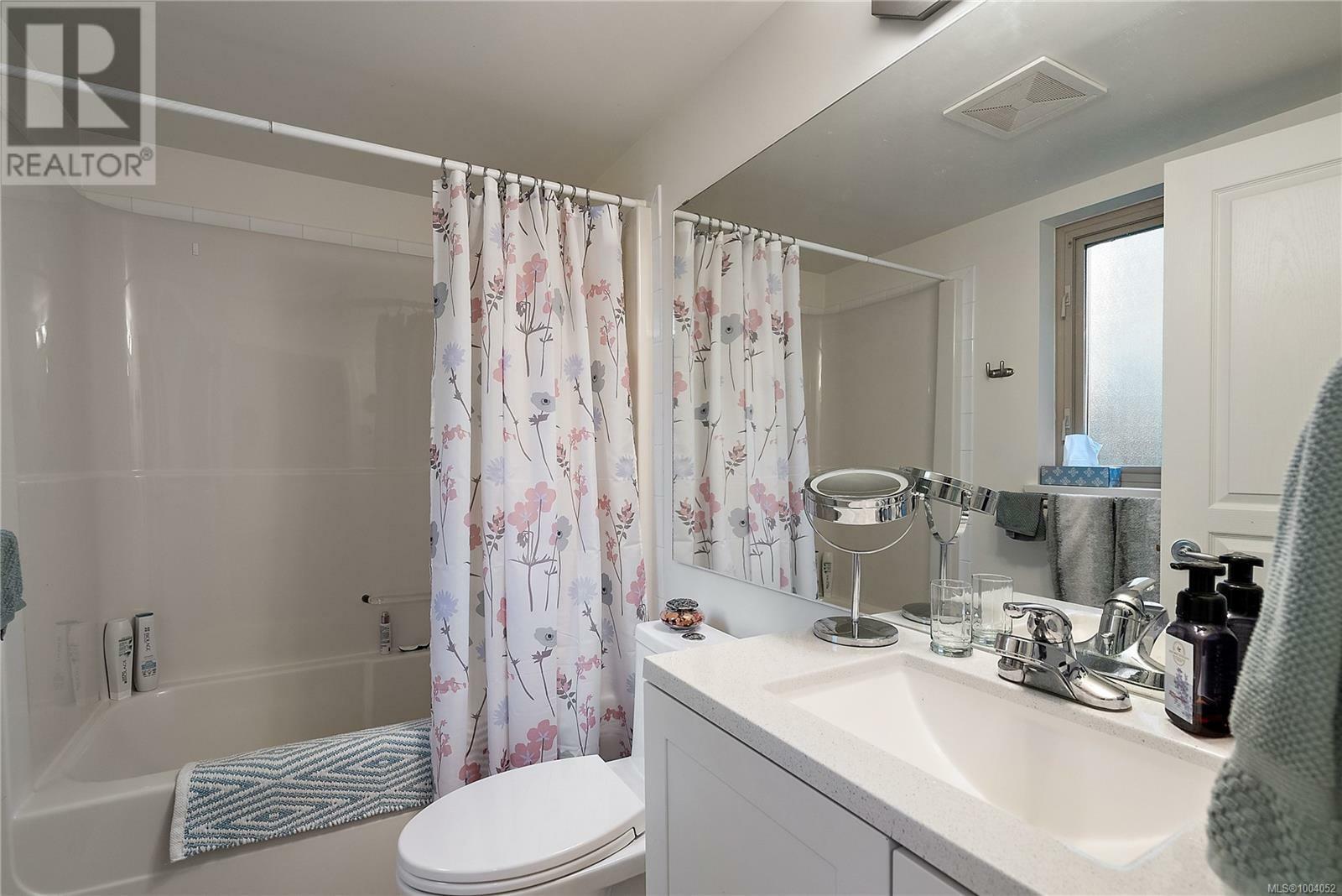 VIEW ROYAL, British Columbia, V9A 7M7, CA, 2 Bedrooms Bedrooms, ,2 BathroomsBathrooms,Residential,For Sale,1874084