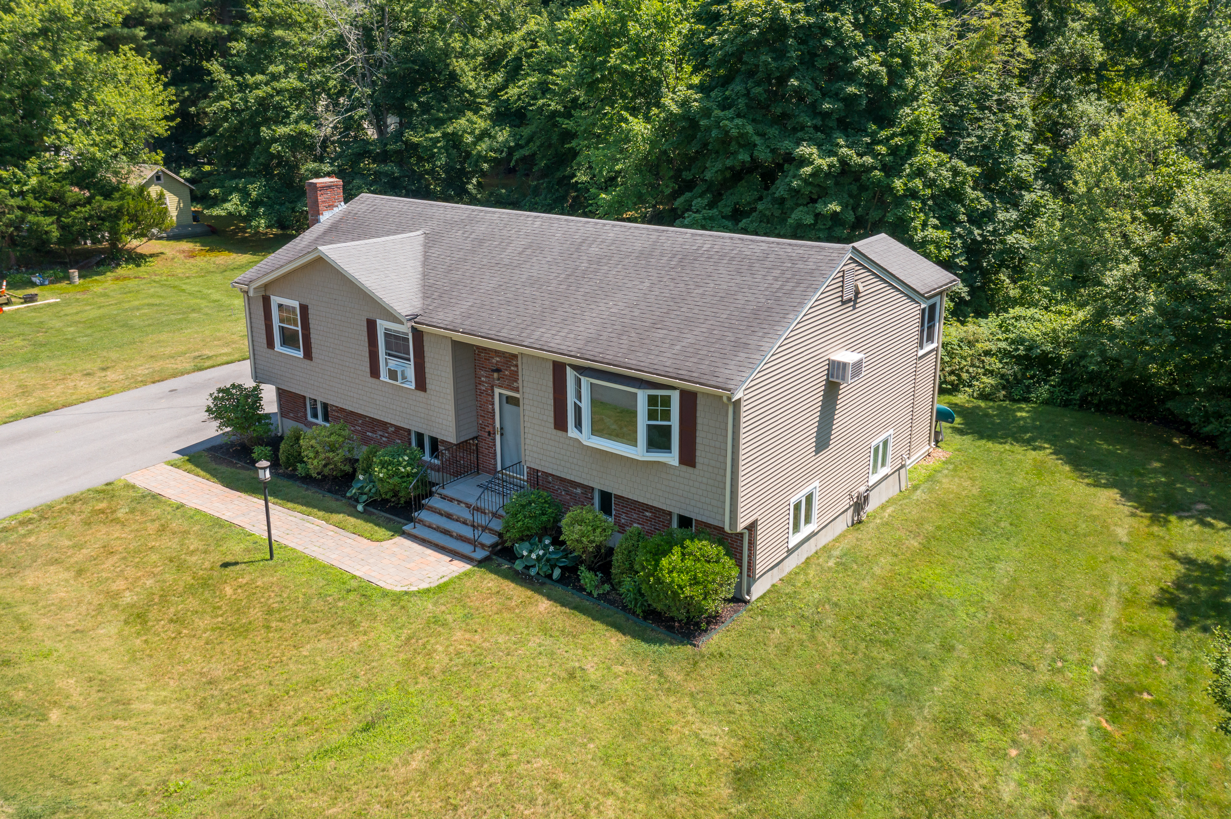 4 Colburn Street, Natick, MA, 01760 - 物件實景