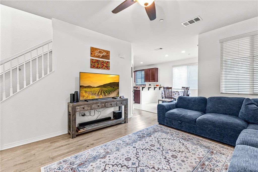 Grand Terrace, California, 92313, United States, 3 Bedrooms Bedrooms, ,3 BathroomsBathrooms,Residential,For Sale,1974022