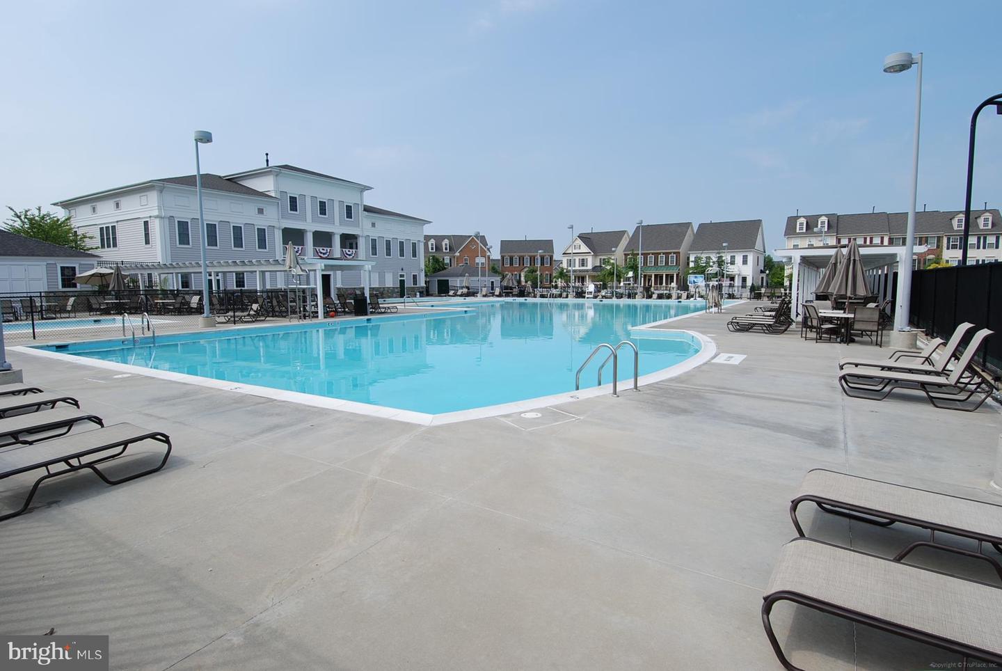 Gaithersburg, Maryland, 20878, United States, 5 Bedrooms Bedrooms, ,5 BathroomsBathrooms,Residential,For Sale,1907649