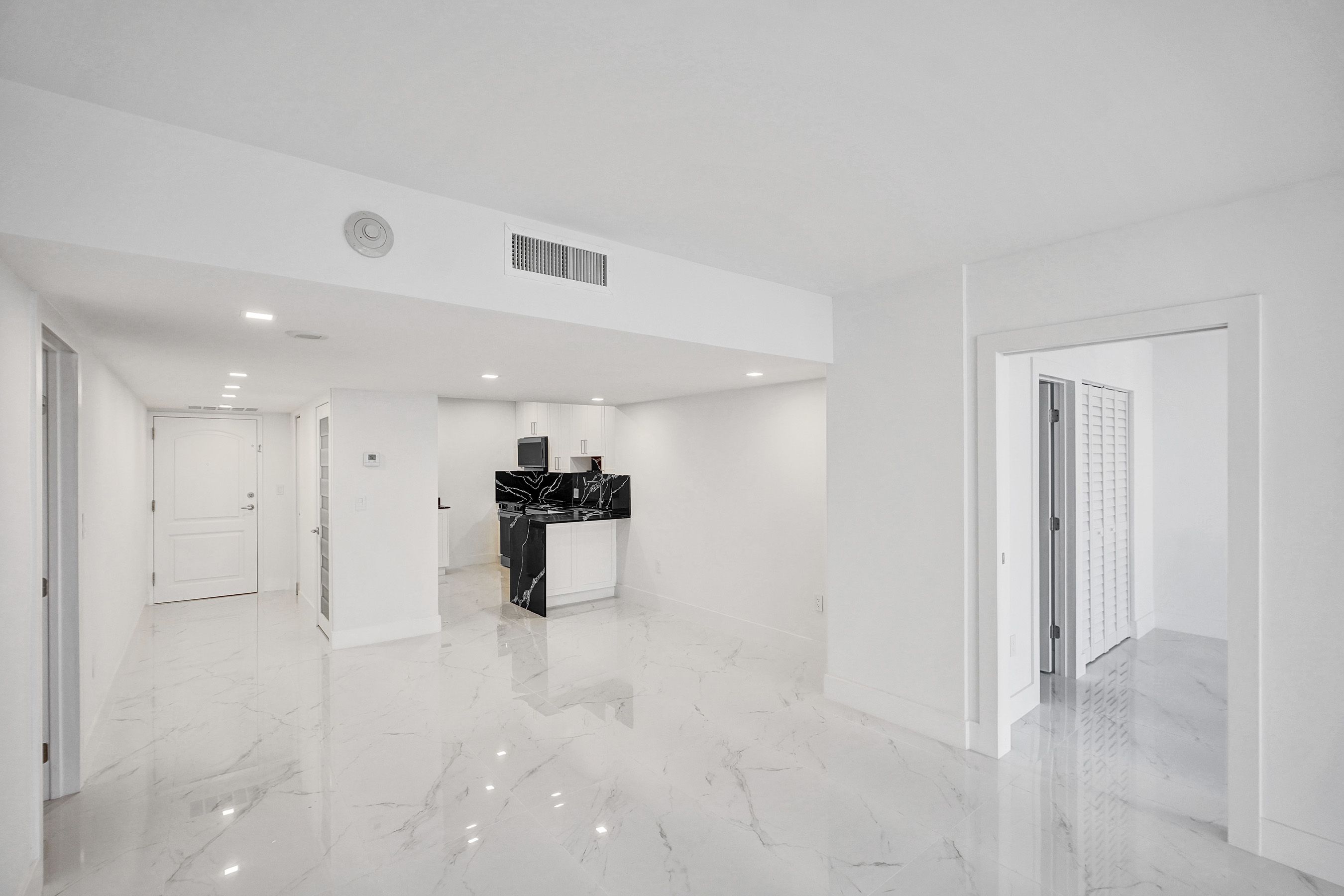  3625 N Country Club Dr, Aventura, FL, 33180 - 物件實景