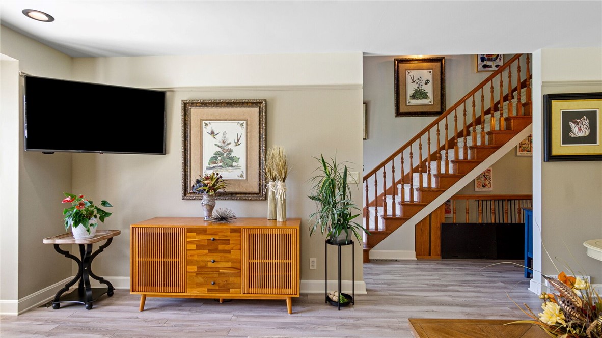 Bloomer, Wisconsin, 54724, United States, 4 Bedrooms Bedrooms, ,3 BathroomsBathrooms,Residential,For Sale,1983863