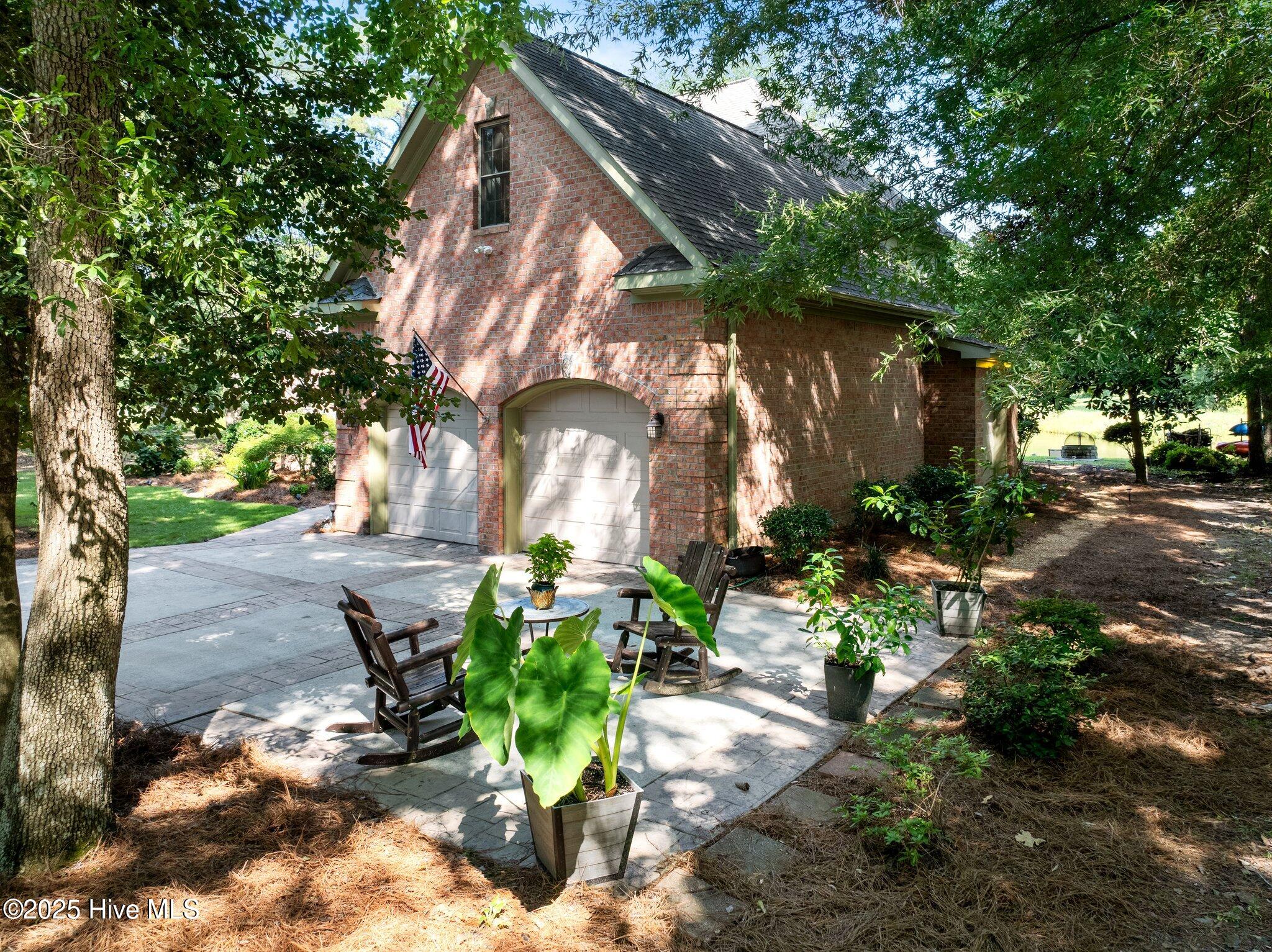Wallace, North Carolina, 28466, United States, 4 Bedrooms Bedrooms, ,4 BathroomsBathrooms,Residential,For Sale,1930651