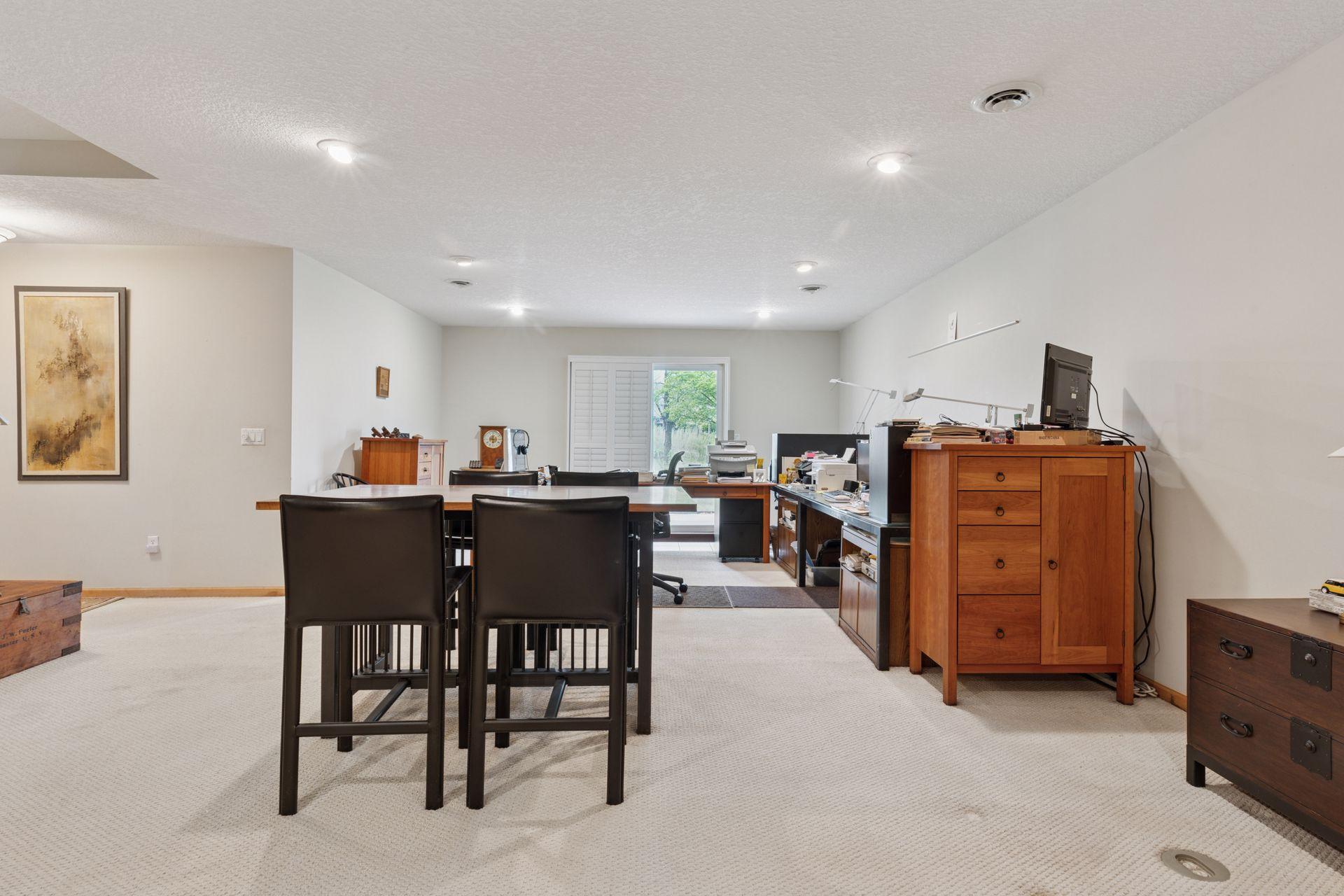 Plymouth, Minnesota, 55446, United States, 3 Bedrooms Bedrooms, ,3 BathroomsBathrooms,Residential,For Sale,1827815