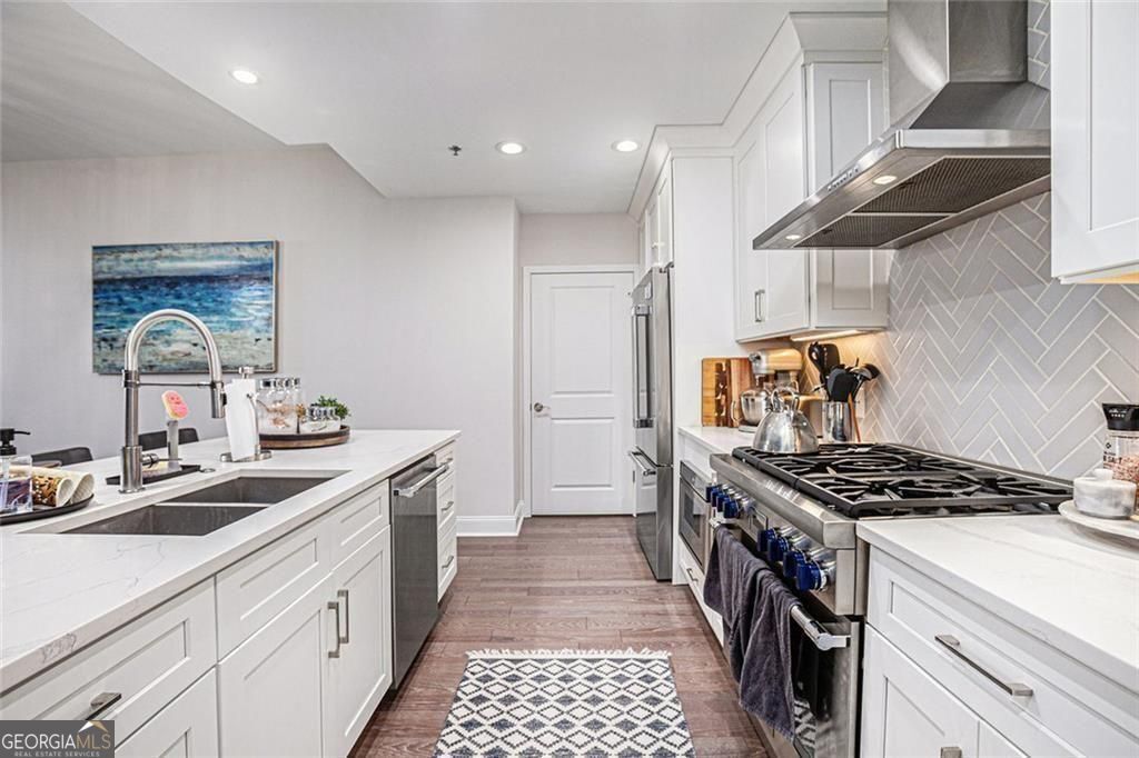 Atlanta, Georgia, 30363, United States, 3 Bedrooms Bedrooms, ,3 BathroomsBathrooms,Residential,For Sale,2035500