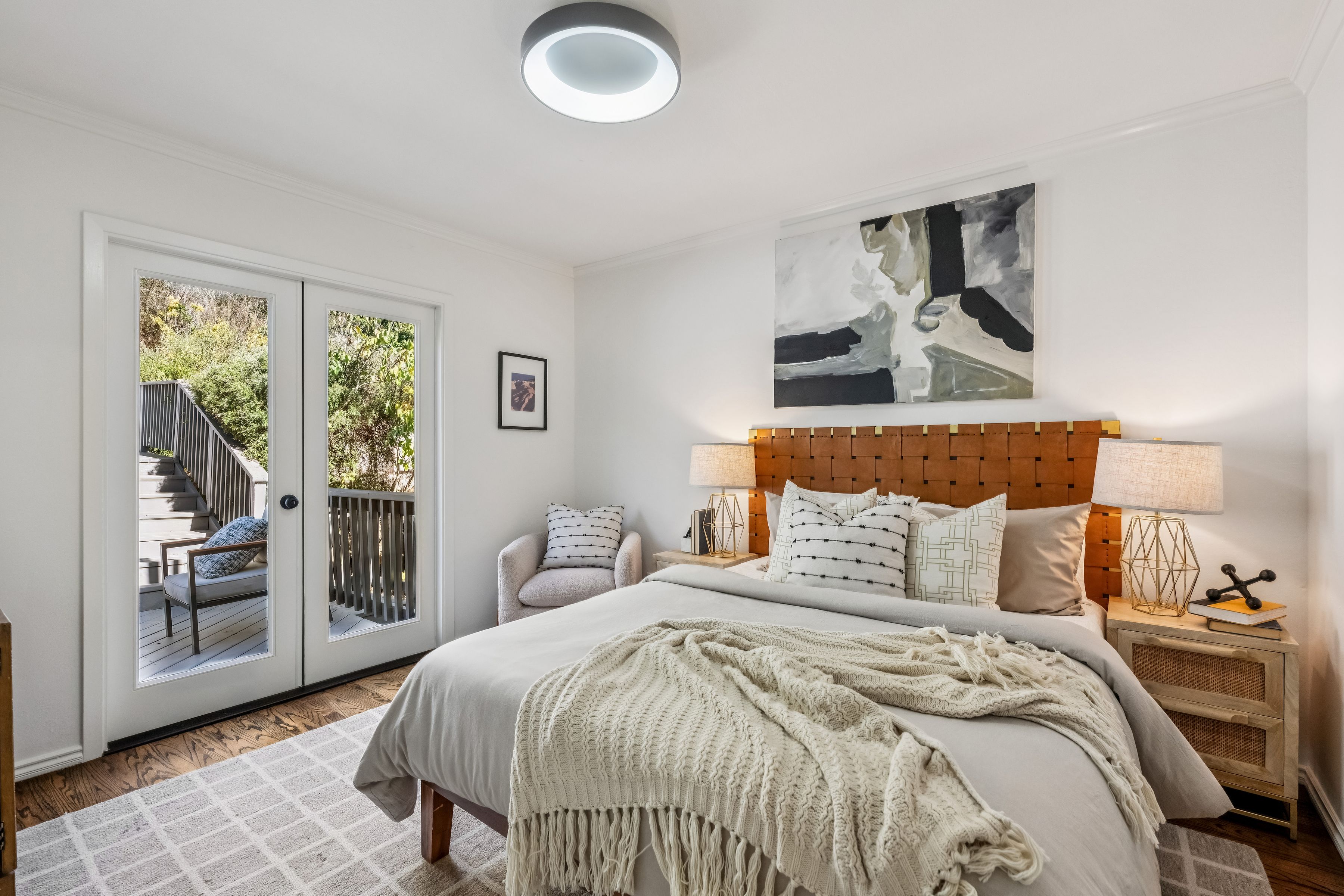  Light-Filled Sunnyside View Home - 物件實景