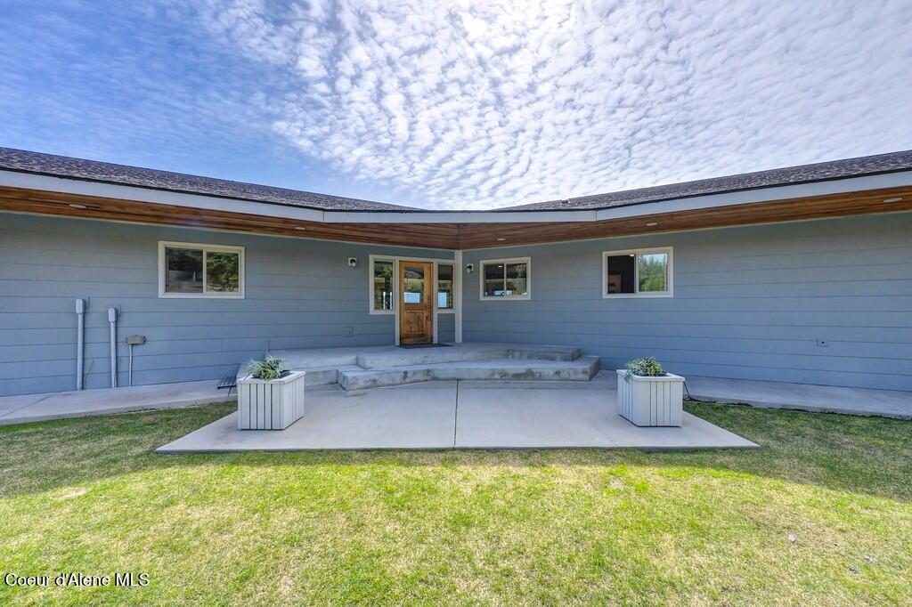 Priest River, Idaho, 83856, United States, 5 Bedrooms Bedrooms, ,4 BathroomsBathrooms,Residential,For Sale,1770577