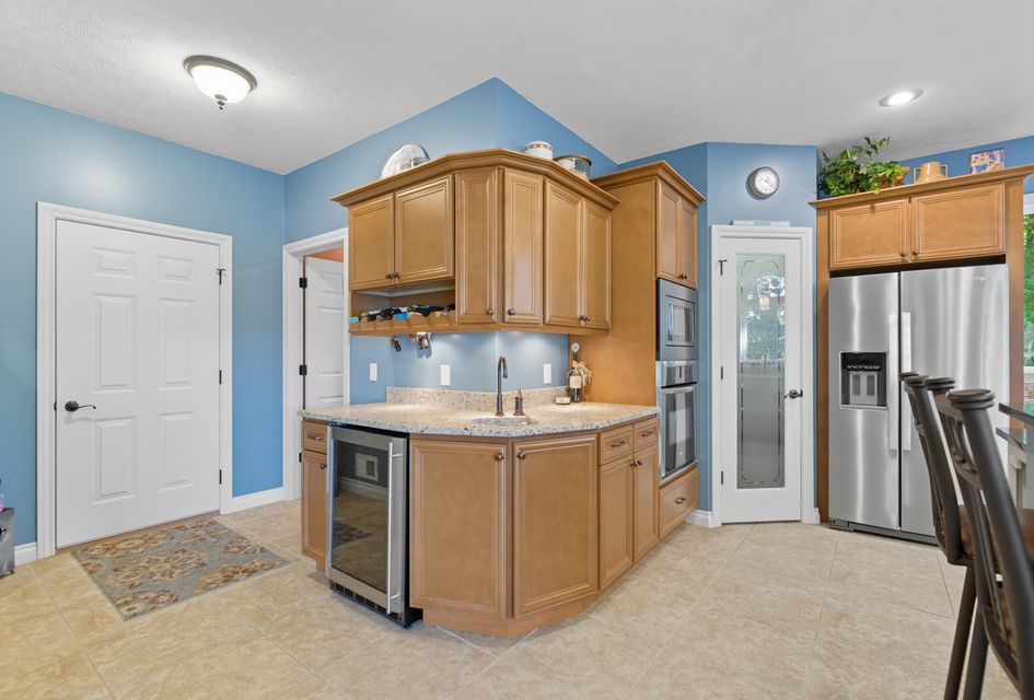 Big Rapids, Michigan, 49307, United States, 3 Bedrooms Bedrooms, ,4 BathroomsBathrooms,Residential,For Sale,1976014